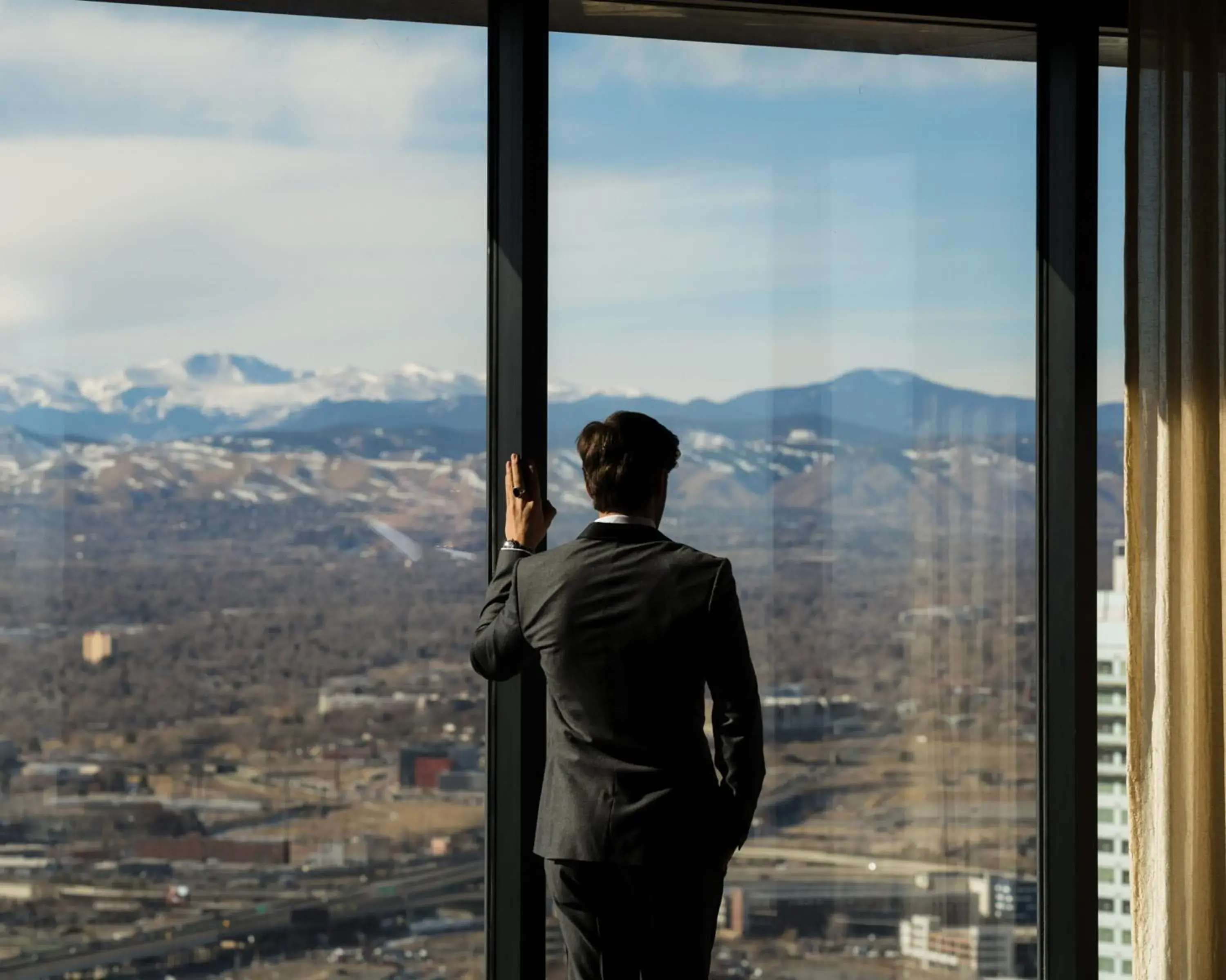 Mountain view in Grand Hyatt Denver Mountain view in Grand Hyatt Denver