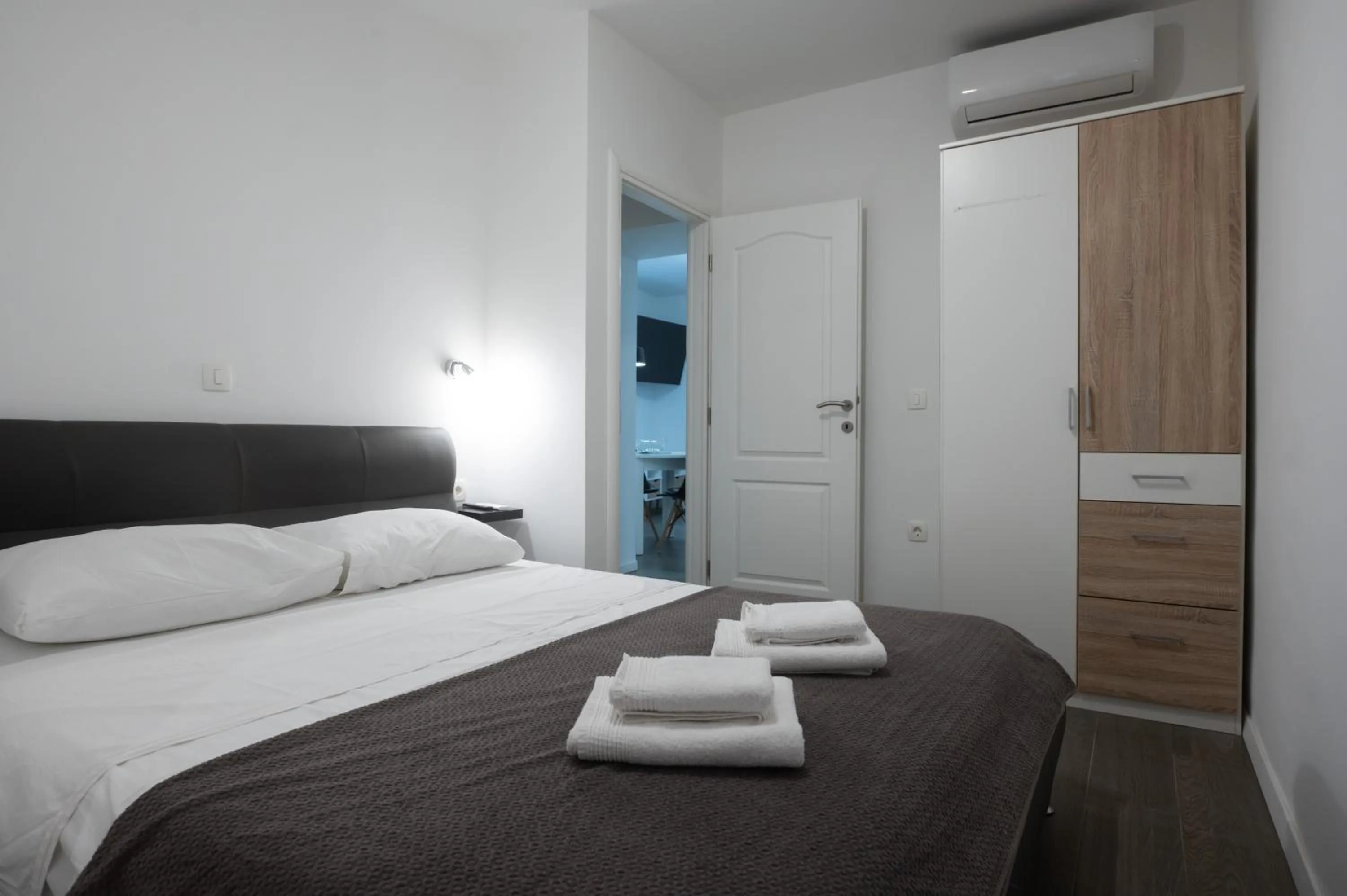 Bed in Pyrotima Apartments