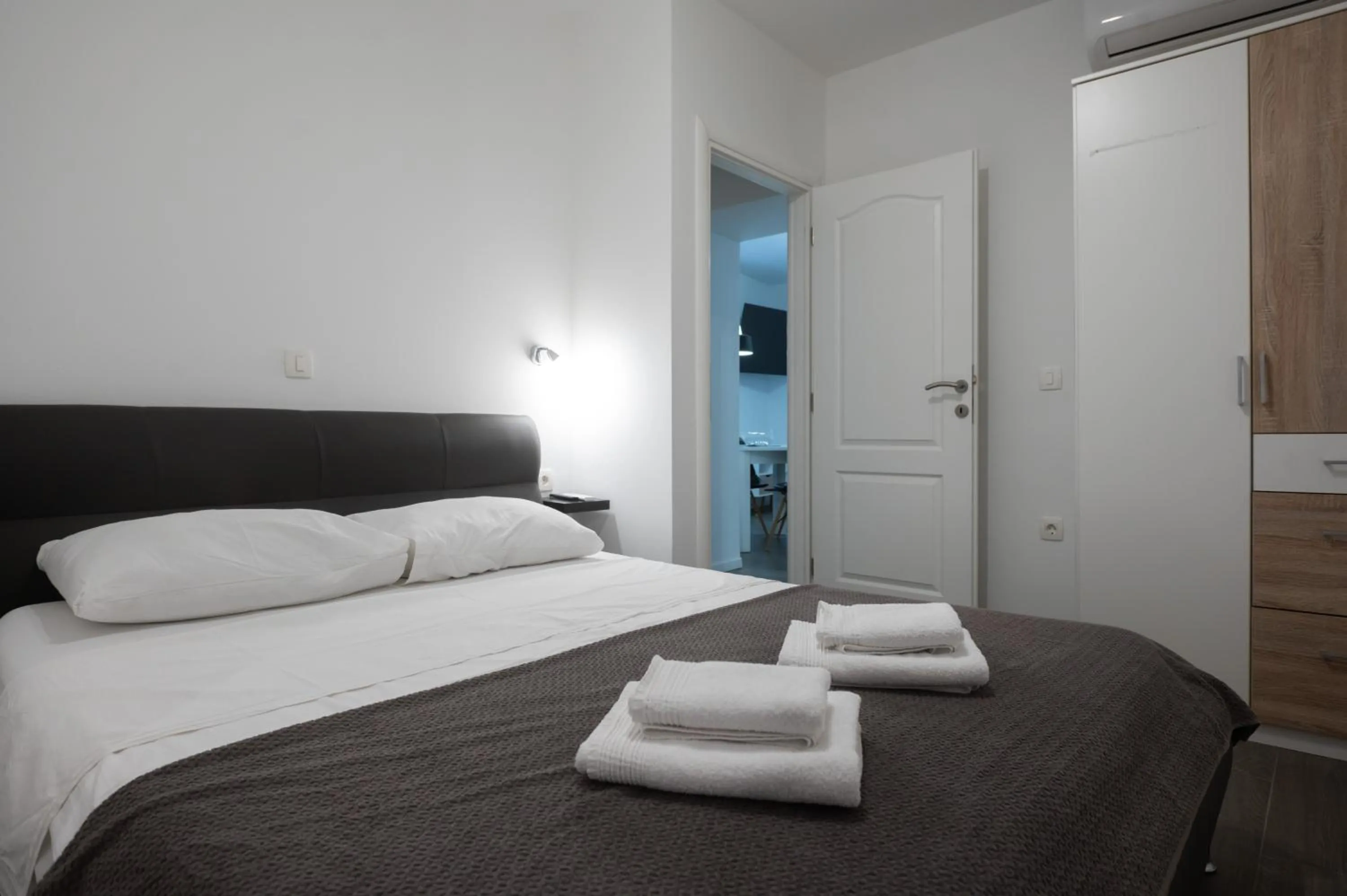 Bed in Pyrotima Apartments