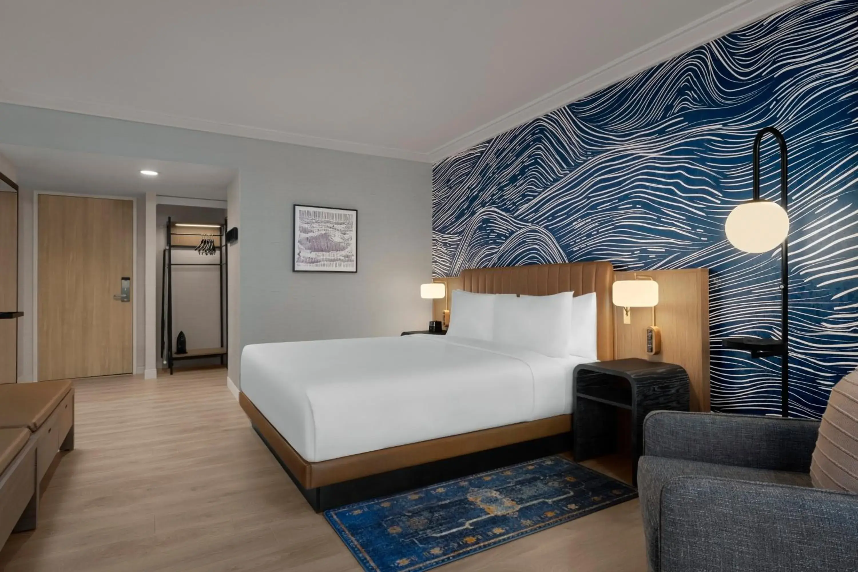 King Room with Juliet Balcony in Hyatt Regency Irvine King Room with Juliet Balcony in Hyatt Regency Irvine