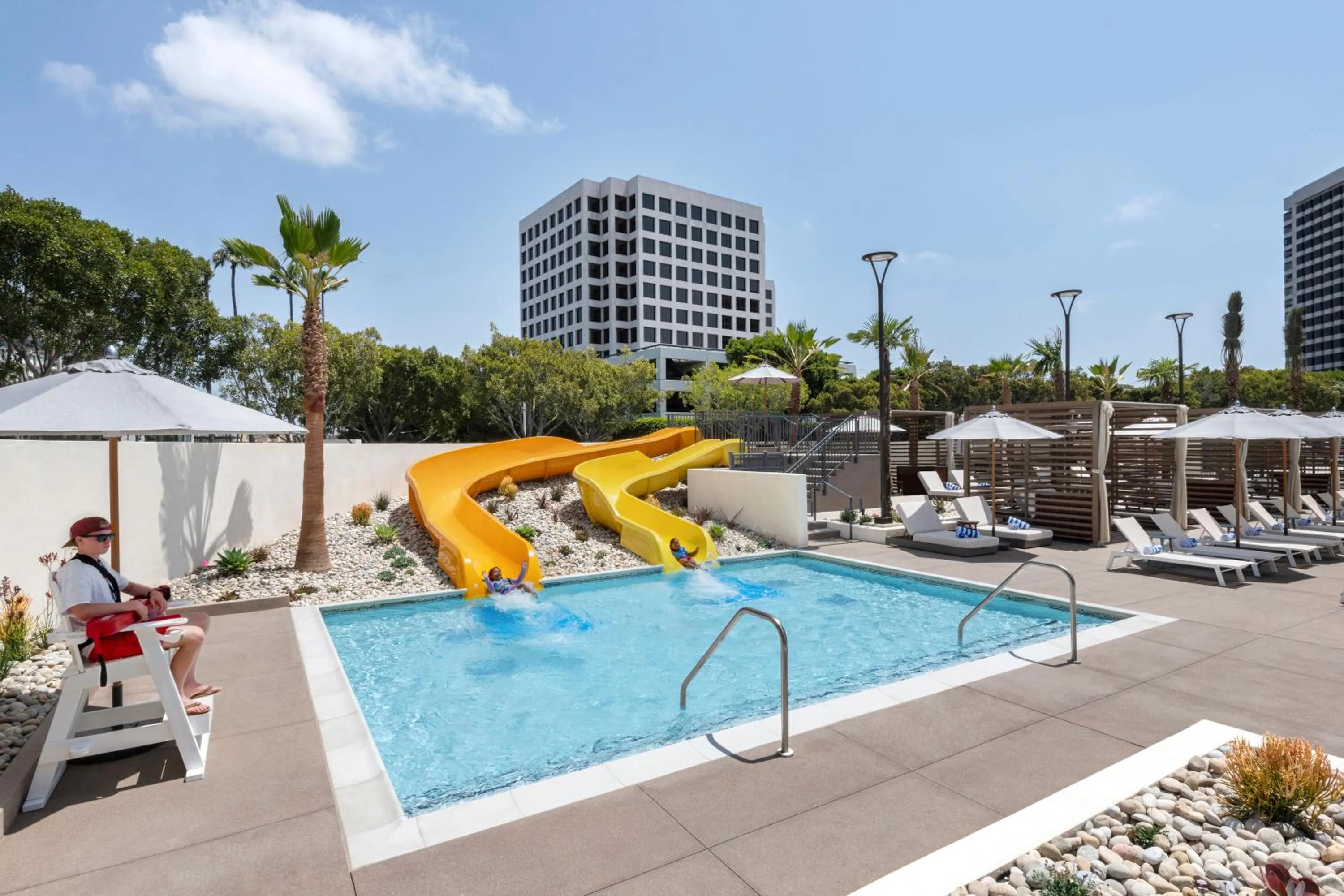 Swimming pool in Hyatt Regency Irvine