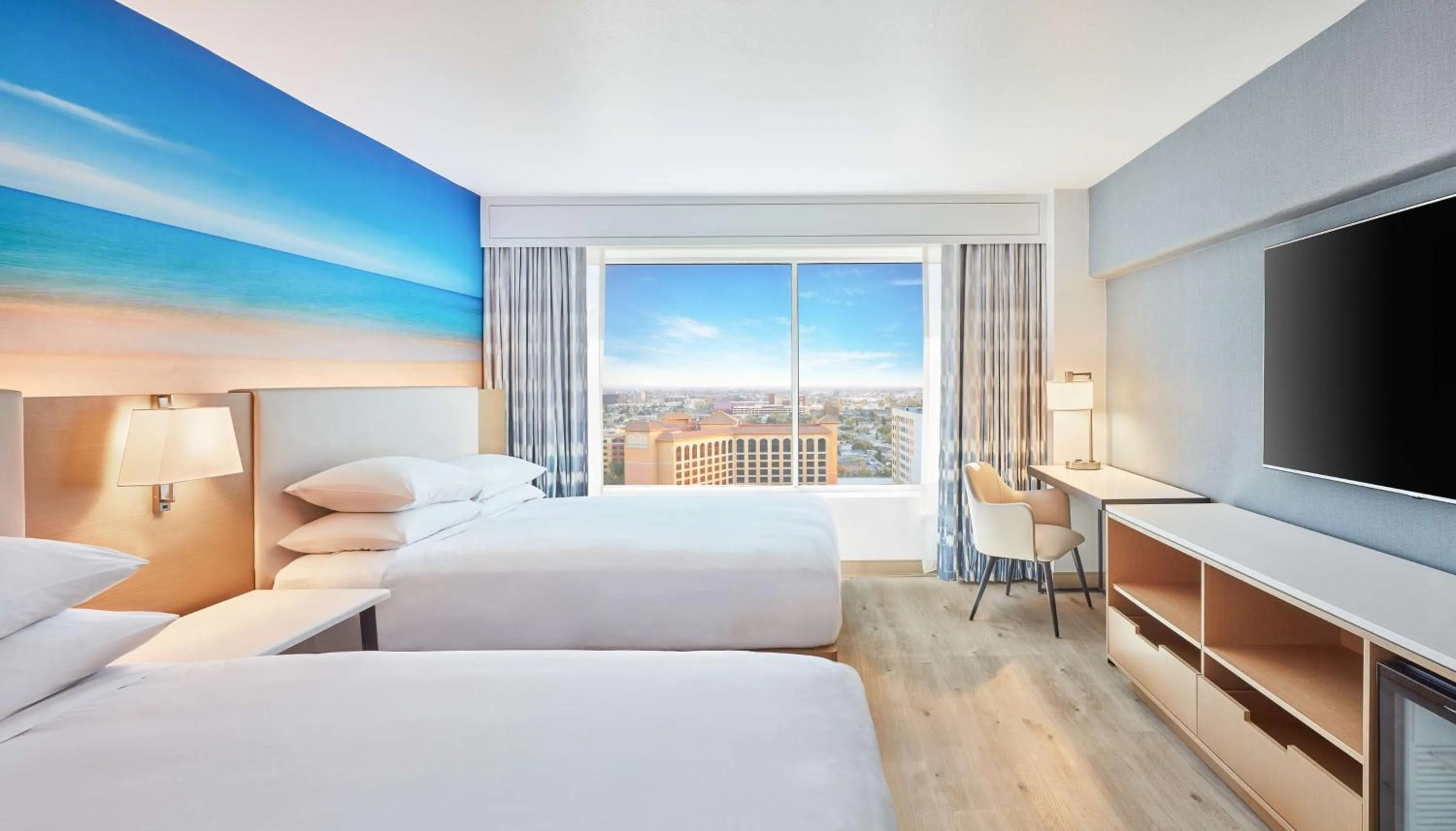 Photo of the whole room, Bed in Hyatt Regency Orange County