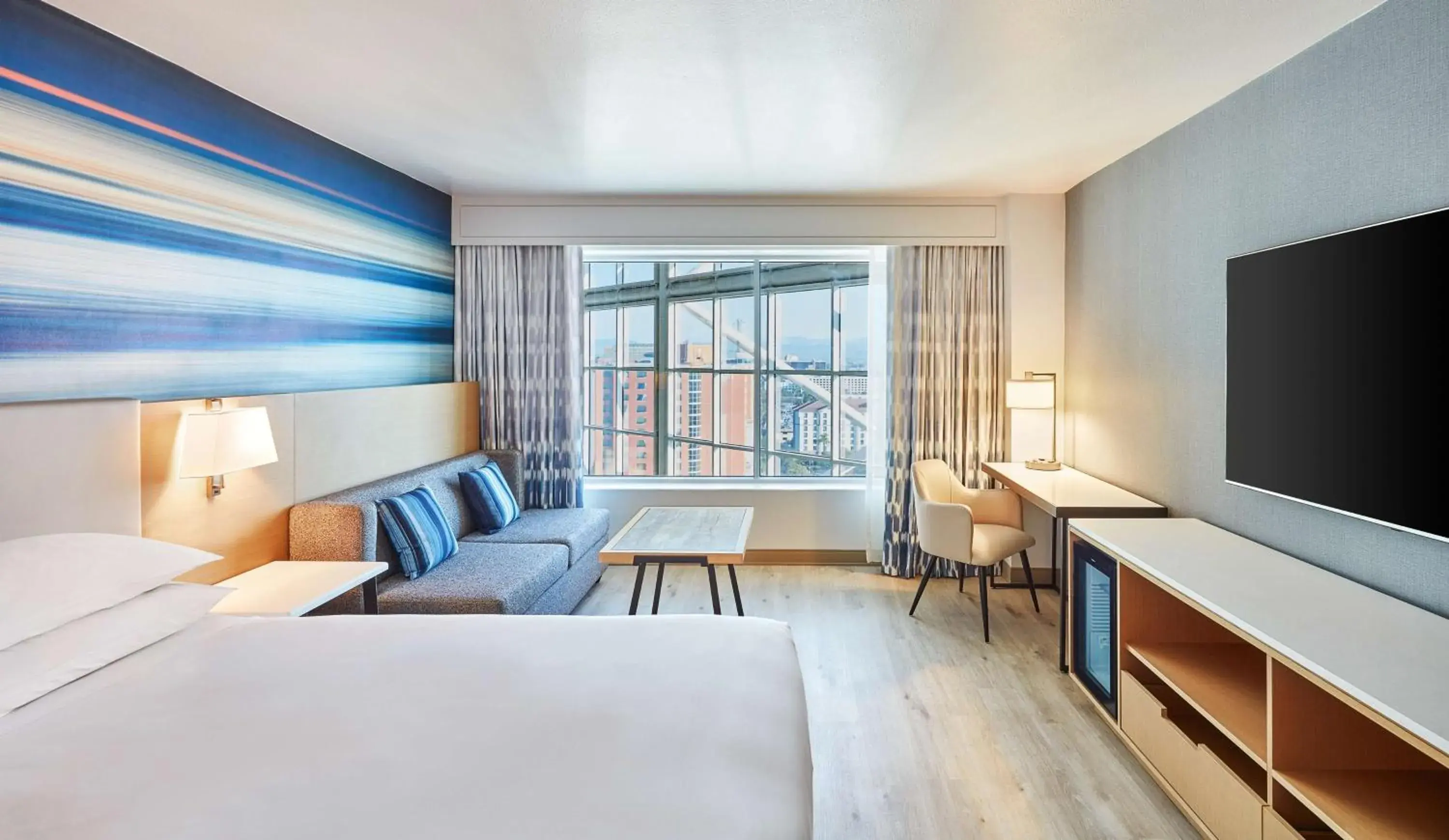 Bedroom, Bed in Hyatt Regency Orange County Bedroom, Bed in Hyatt Regency Orange County