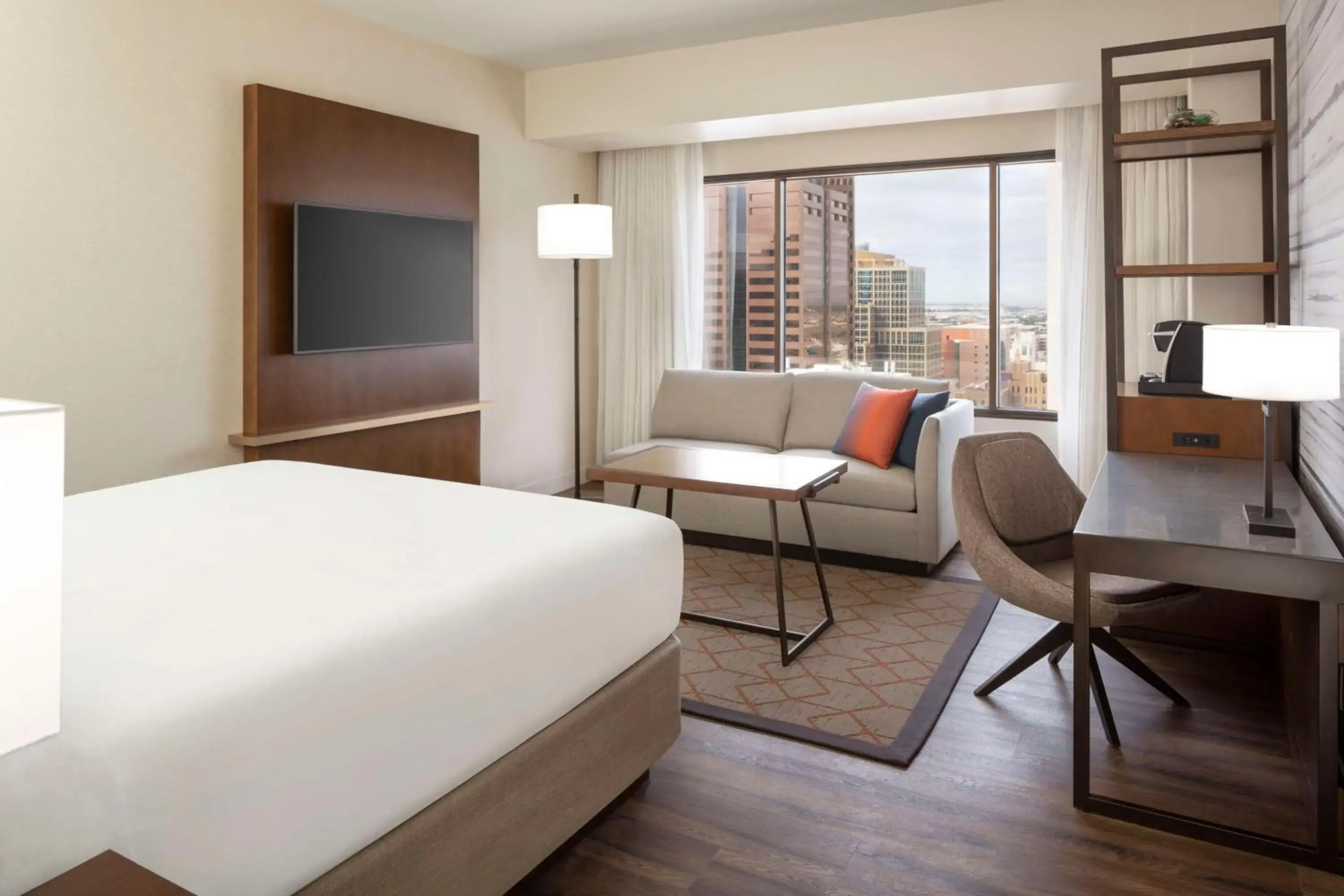 Bedroom, Bed in Hyatt Regency Phoenix Downtown Bedroom, Bed in Hyatt Regency Phoenix Downtown