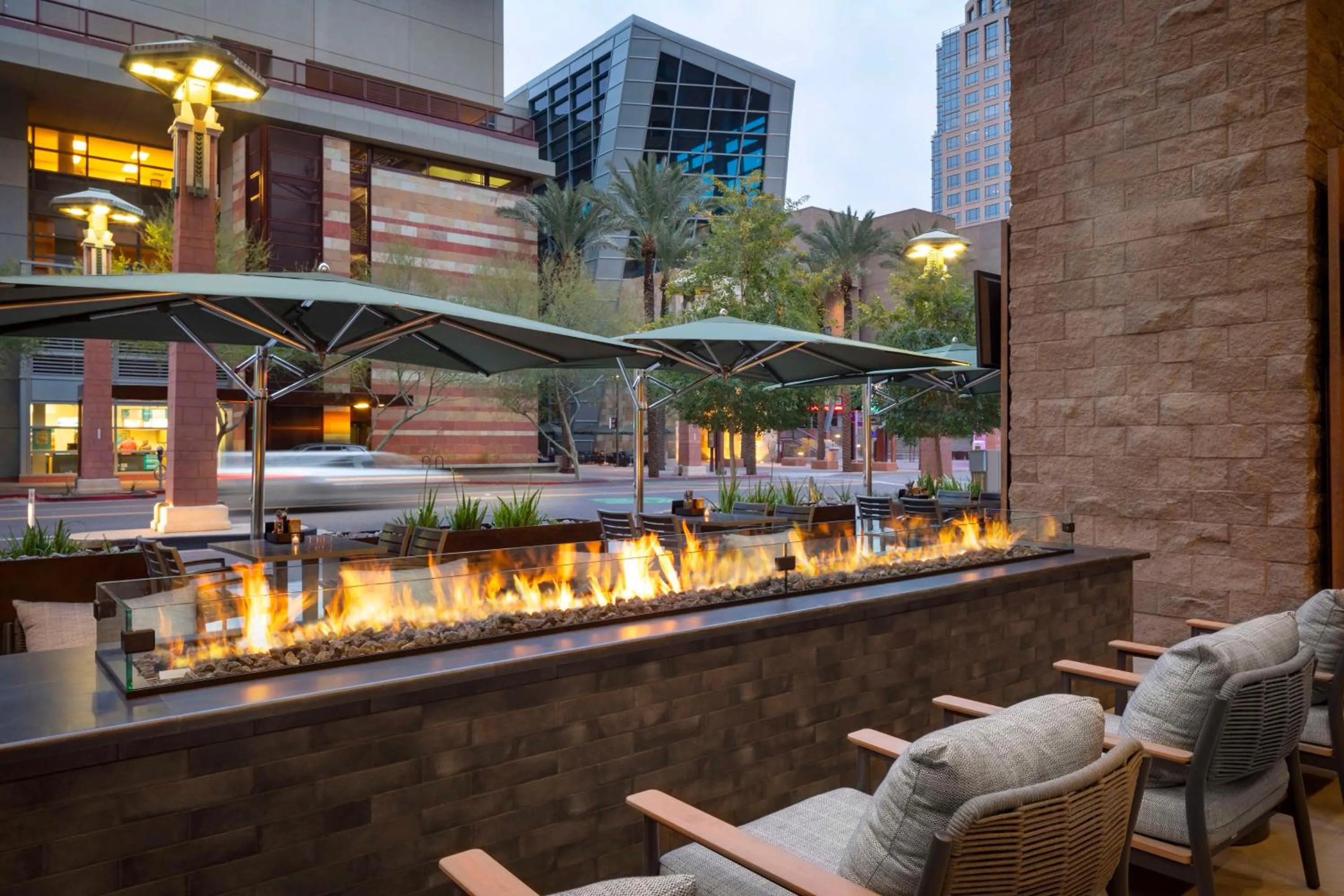 Patio in Hyatt Regency Phoenix Downtown
