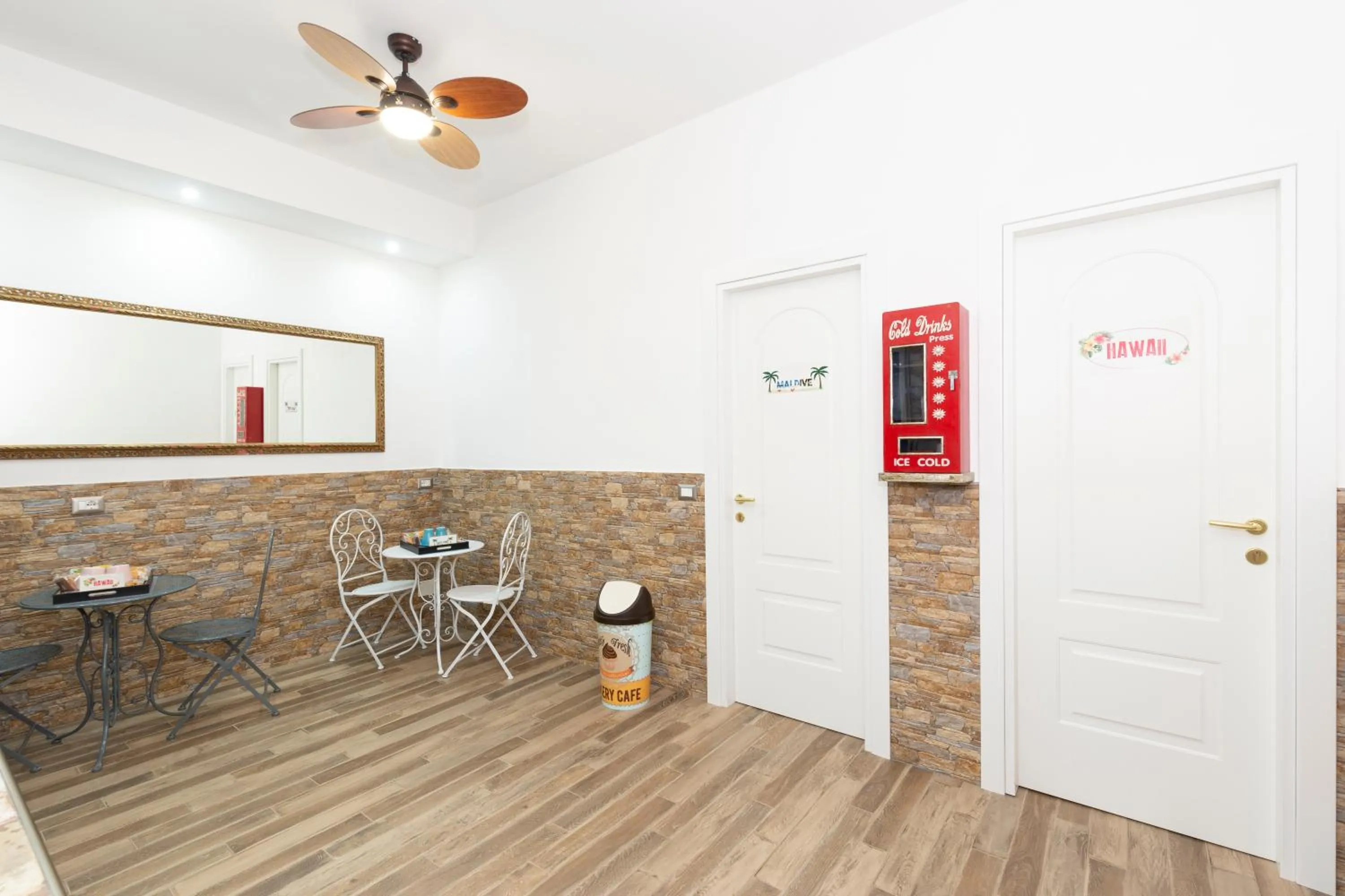 Dining area in ViOletta
