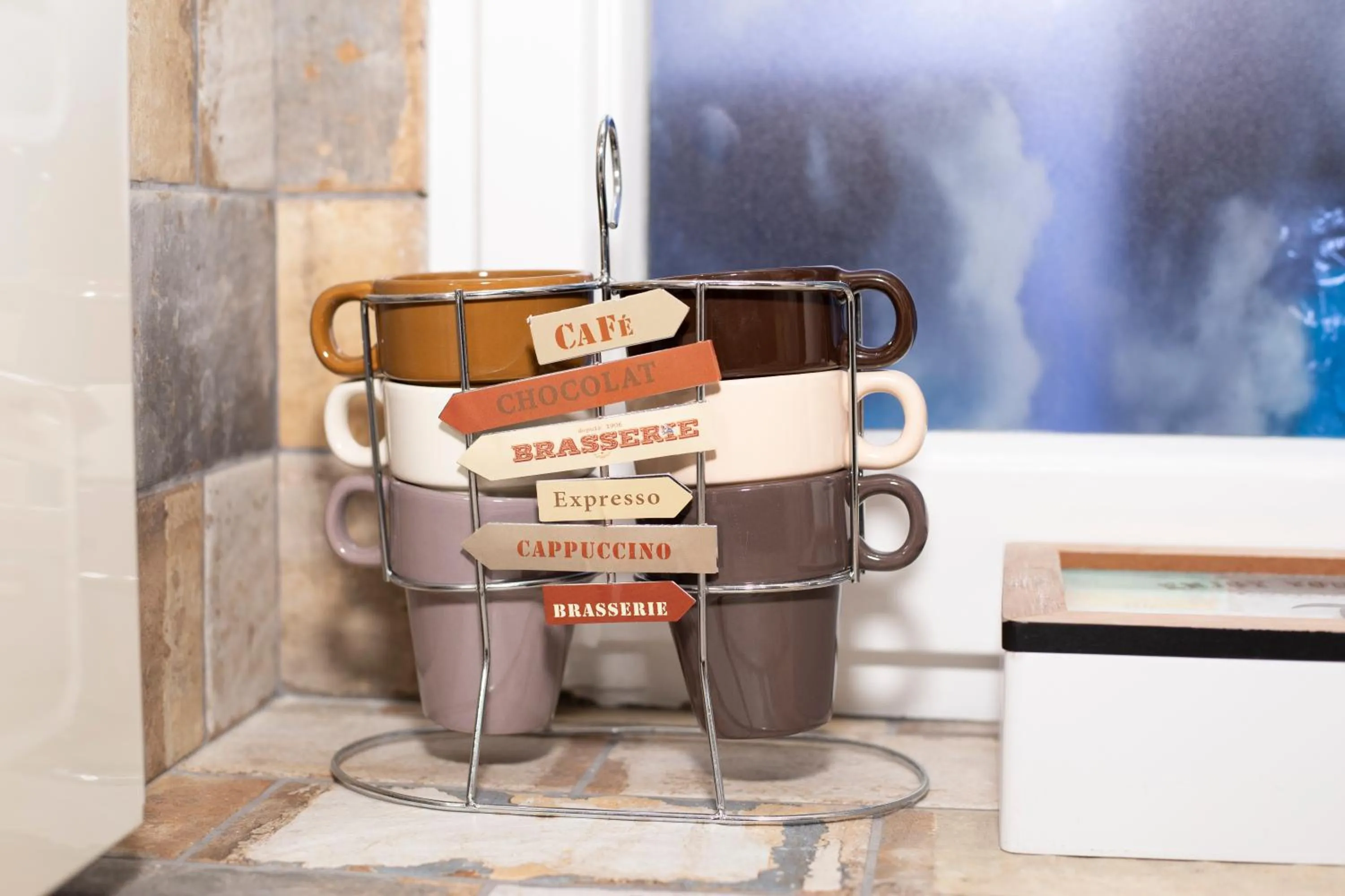 Coffee/tea facilities in ViOletta