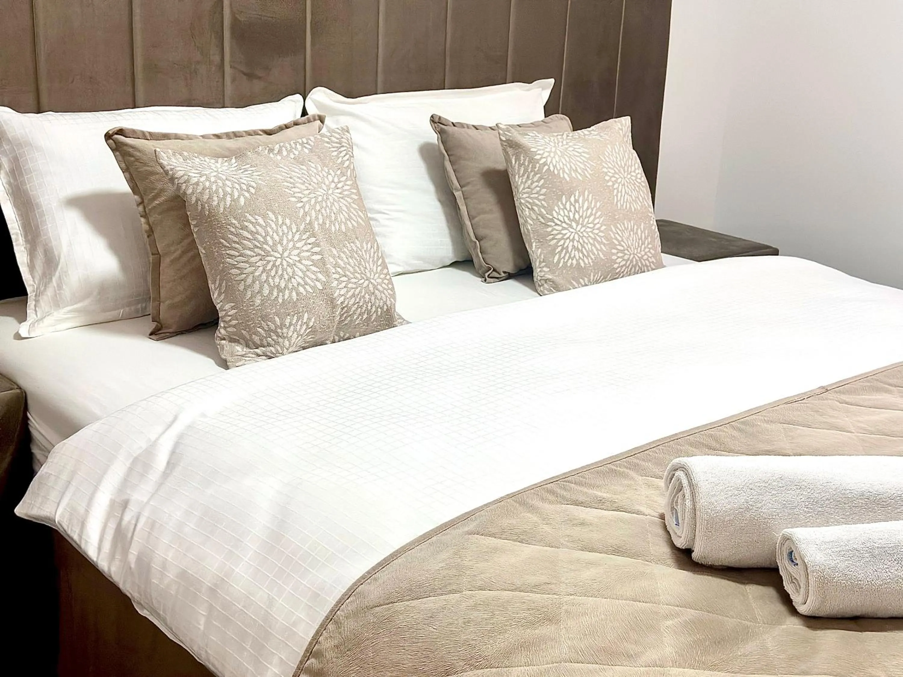 Bed in Hotel Nacional Free Parking