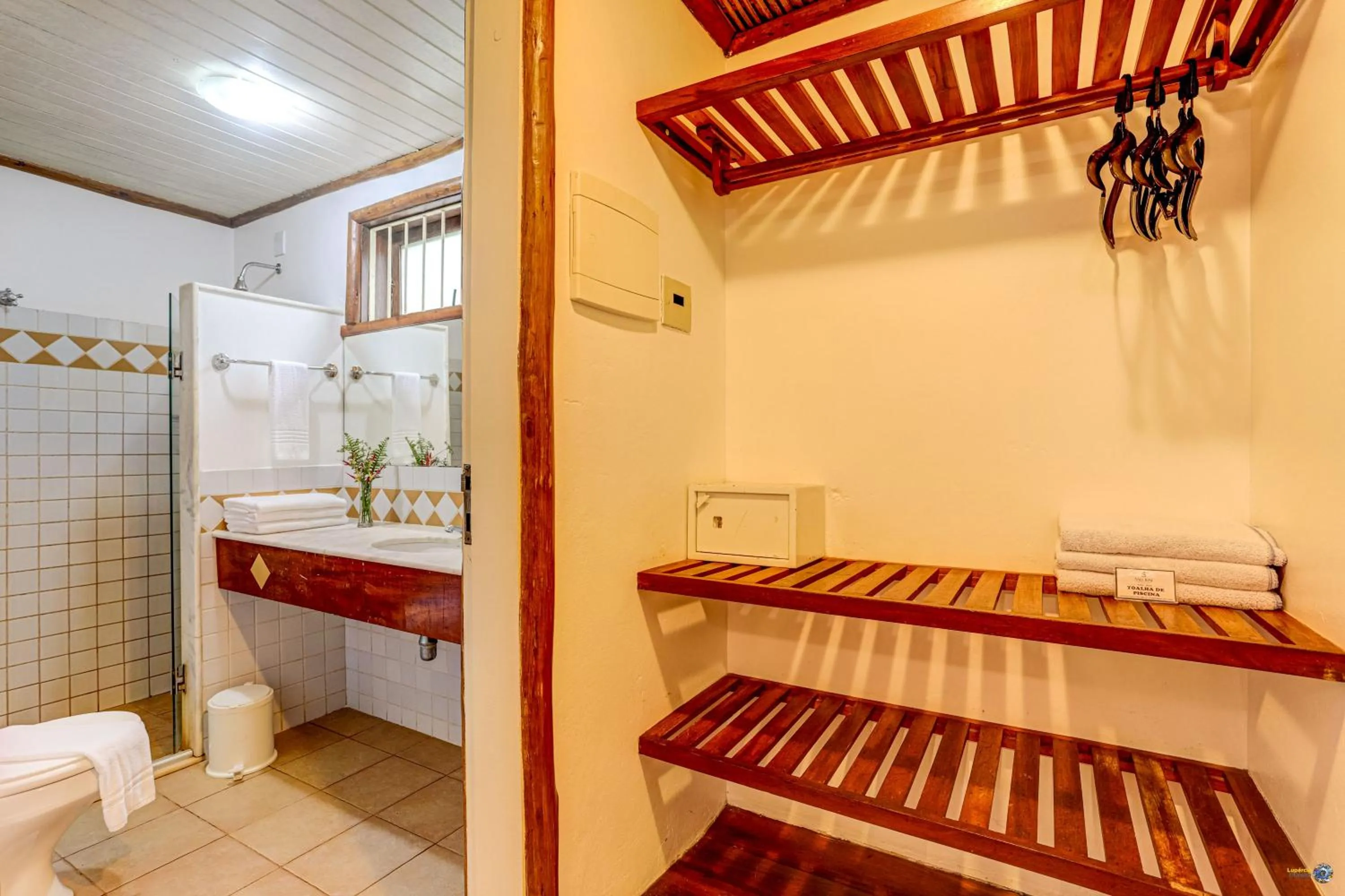 Shower in São José Beach Club & Hotel