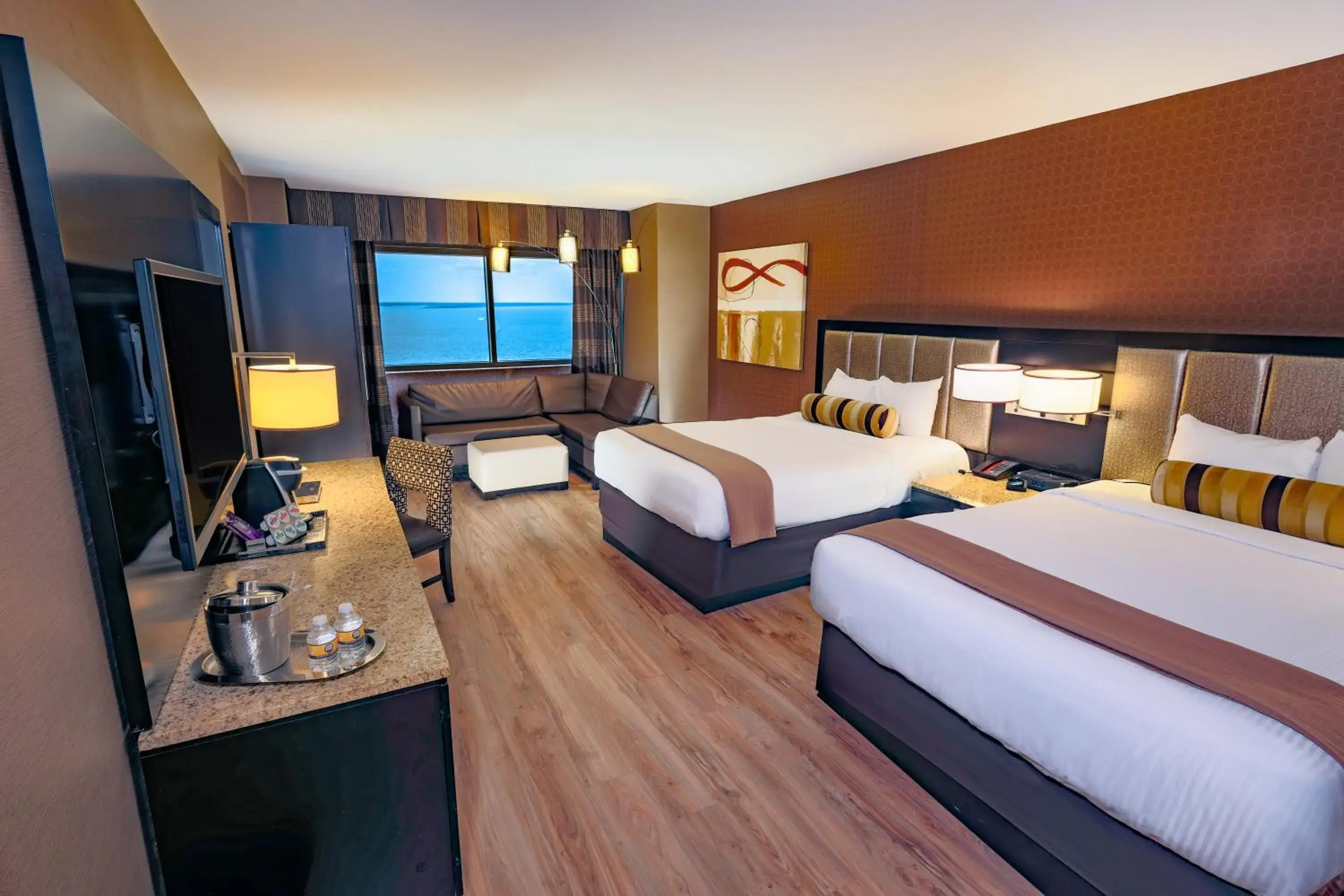 Bedroom, Bed in Golden Nugget Biloxi Bedroom, Bed in Golden Nugget Biloxi