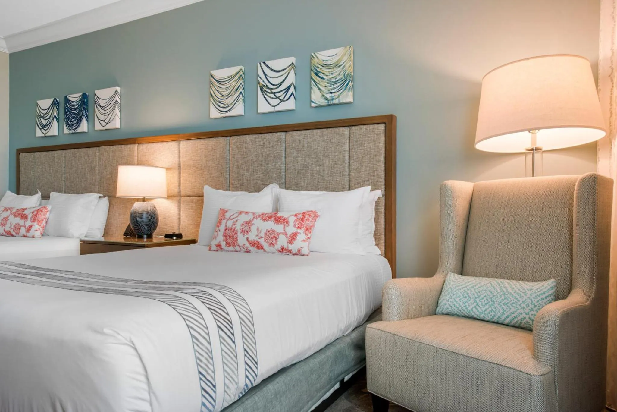 Photo of the whole room, Bed in Omni Orlando Resort at Championsgate