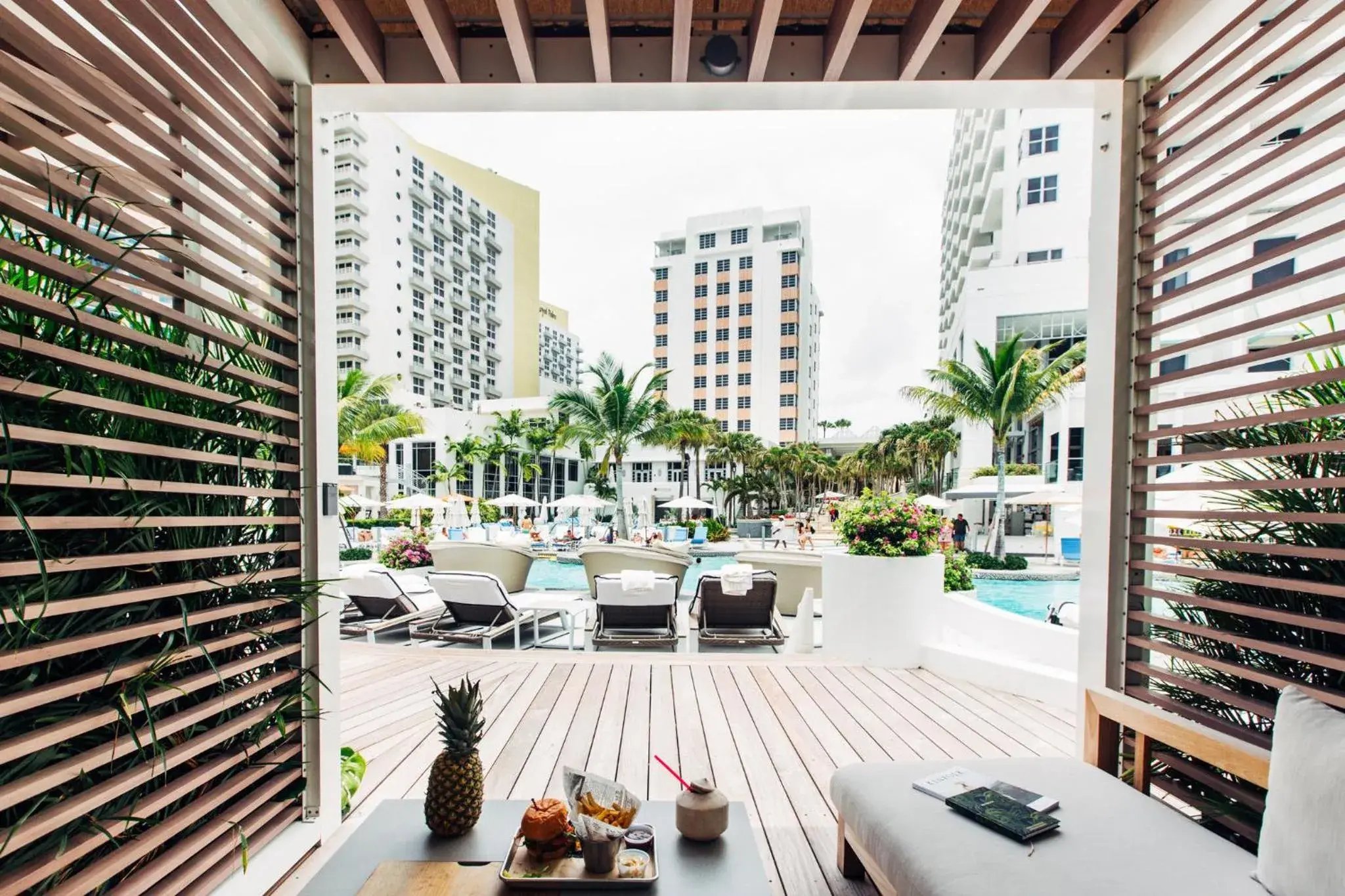 Swimming pool in Loews Miami Beach Hotel Swimming pool in Loews Miami Beach Hotel