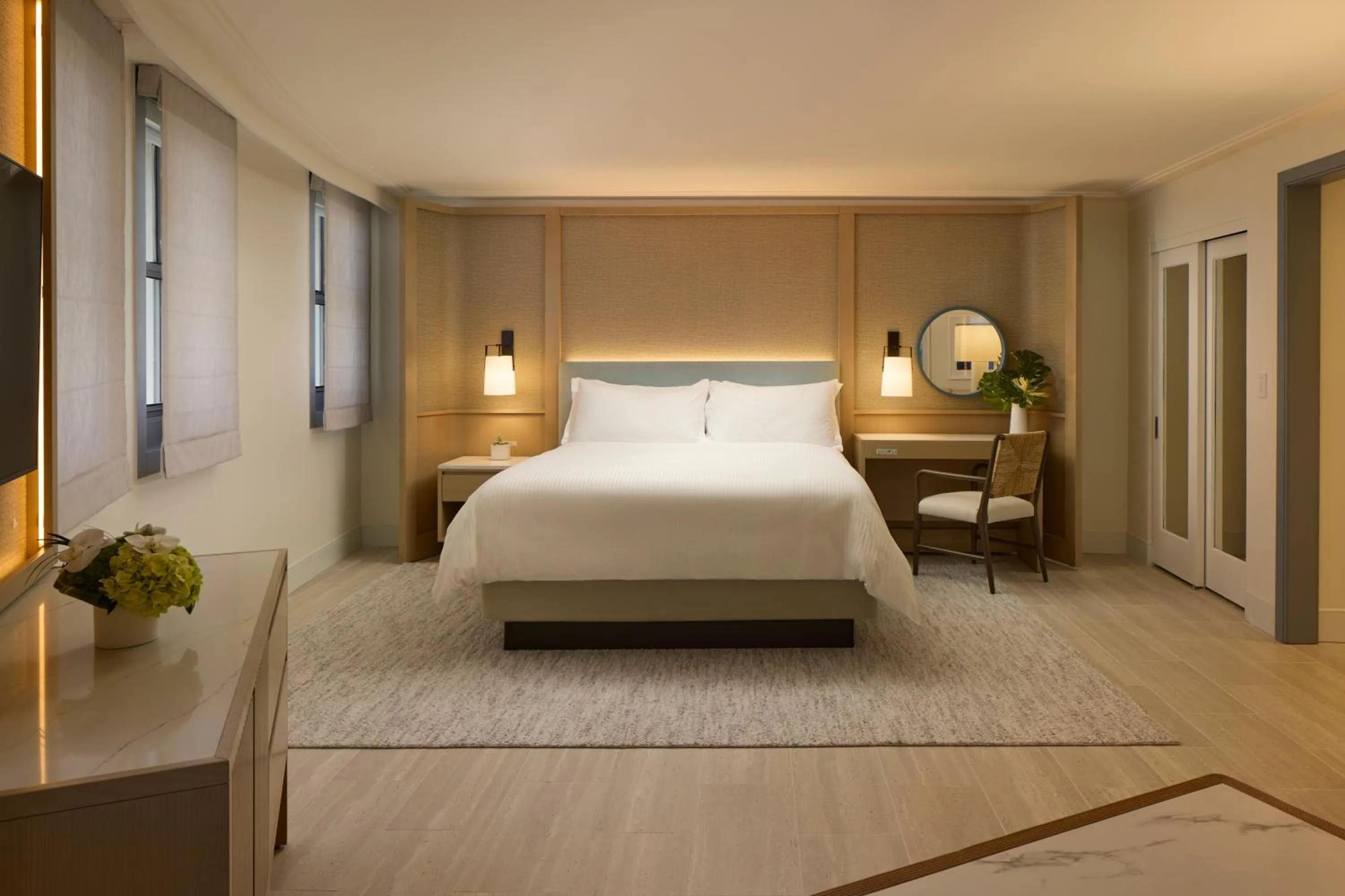 Bed in Loews Miami Beach Hotel