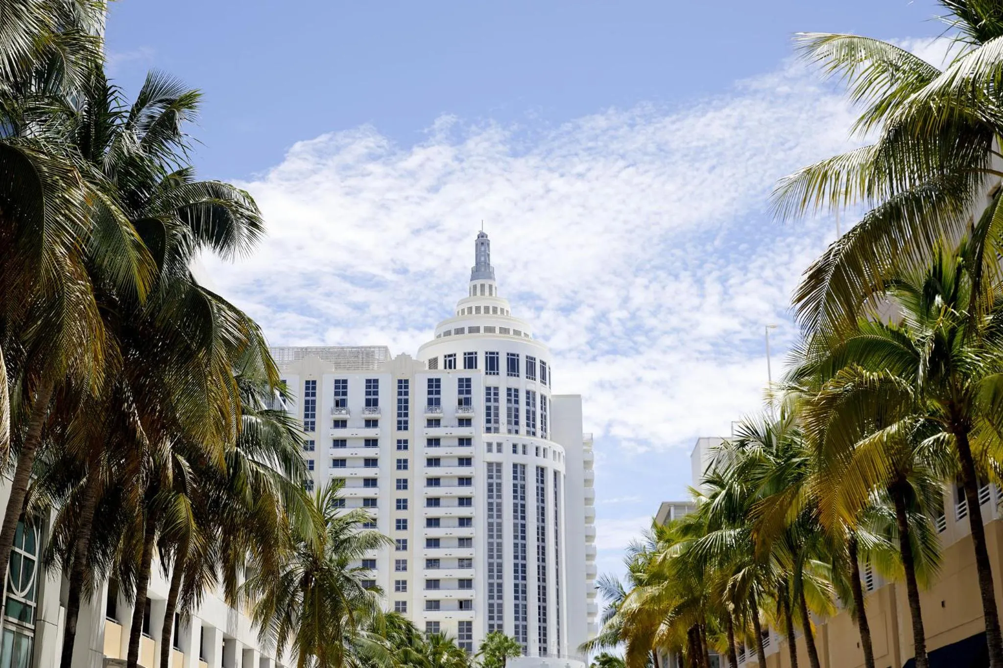 Facade/entrance in Loews Miami Beach Hotel