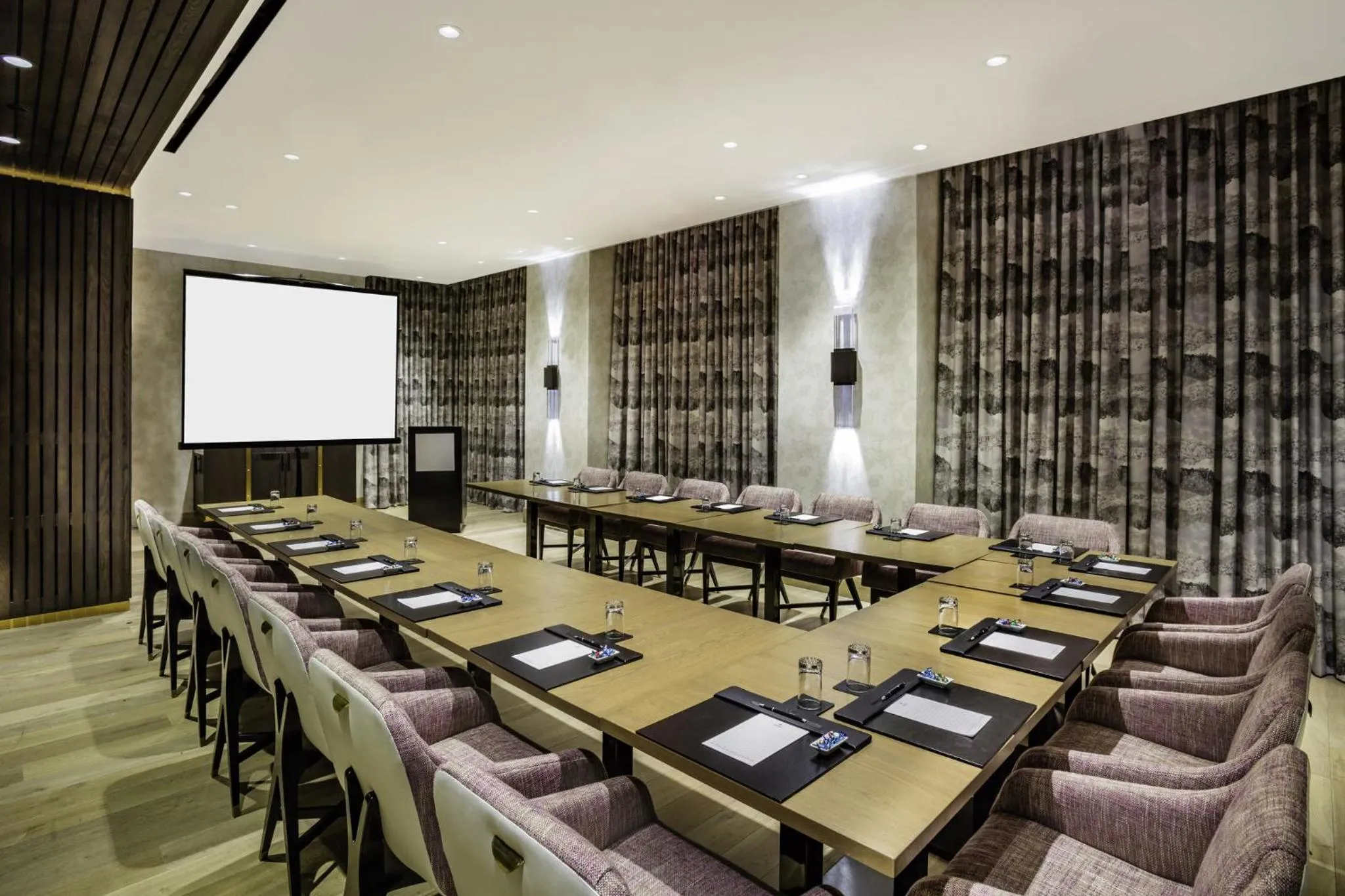 Meeting/conference room in Loews Miami Beach Hotel