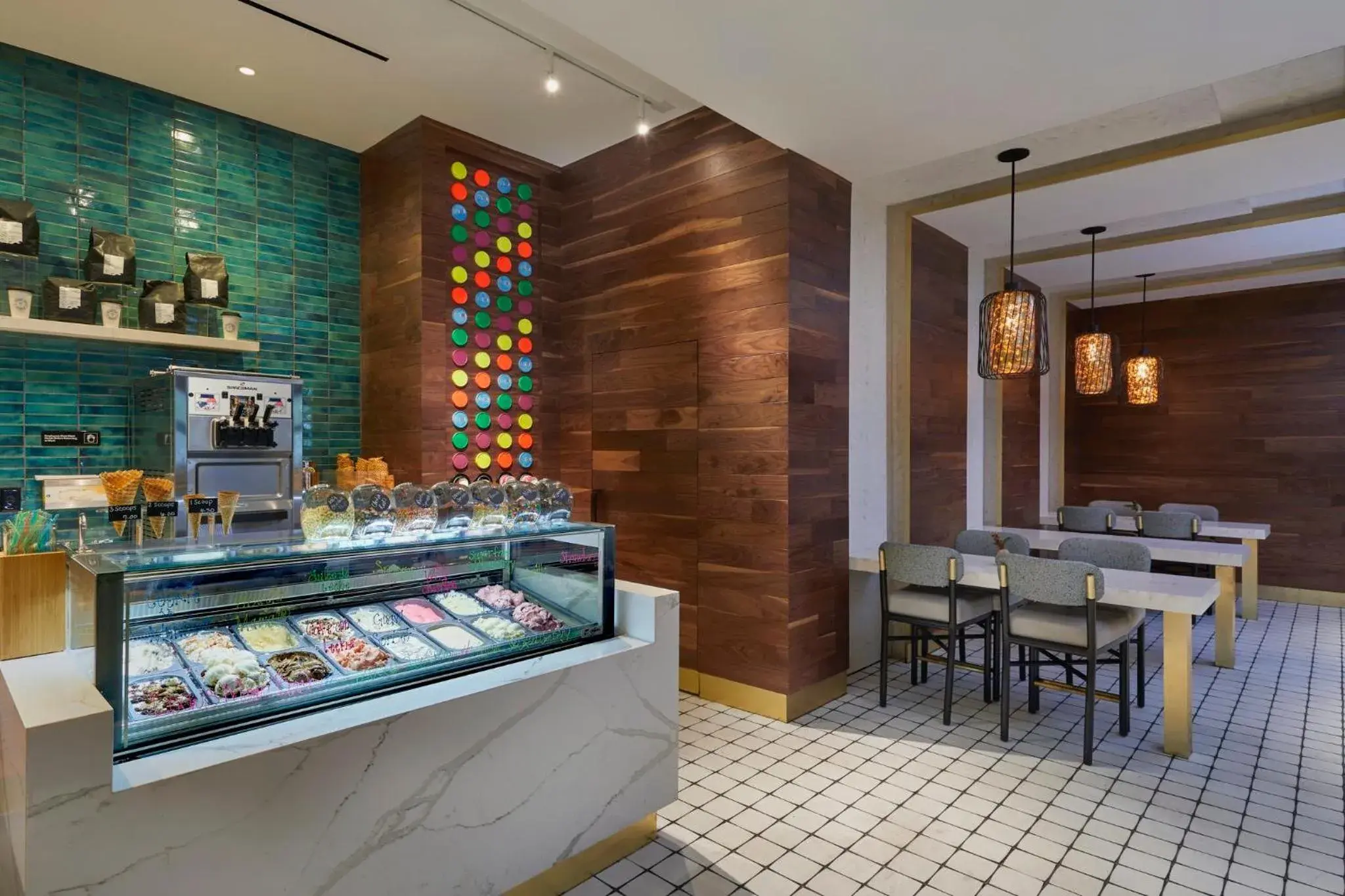 Restaurant/places to eat in Loews Miami Beach Hotel Restaurant/places to eat in Loews Miami Beach Hotel