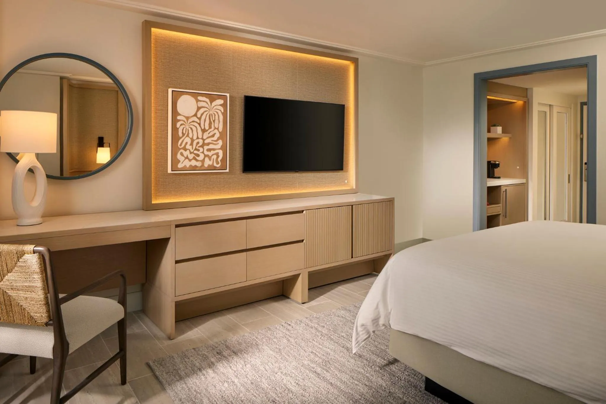 Bedroom, Bed in Loews Miami Beach Hotel