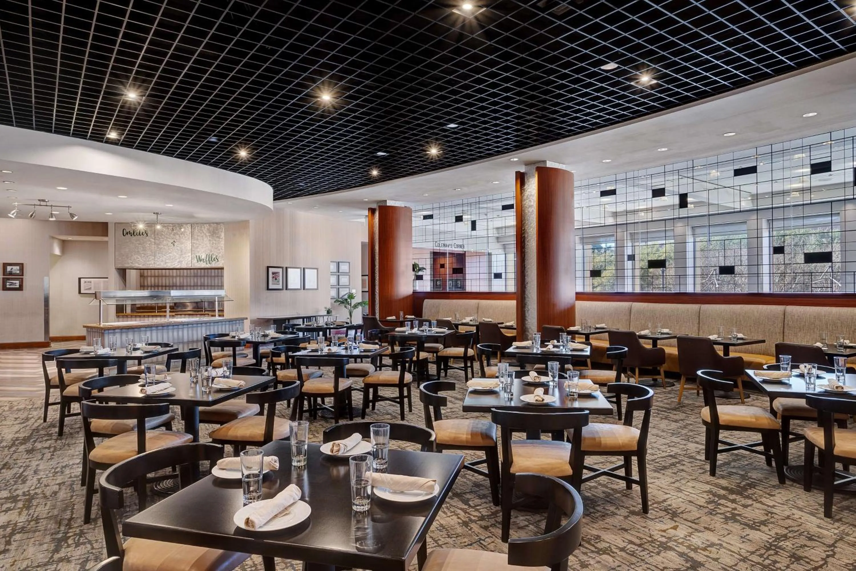 Restaurant/places to eat in Hyatt Regency DFW International Airport