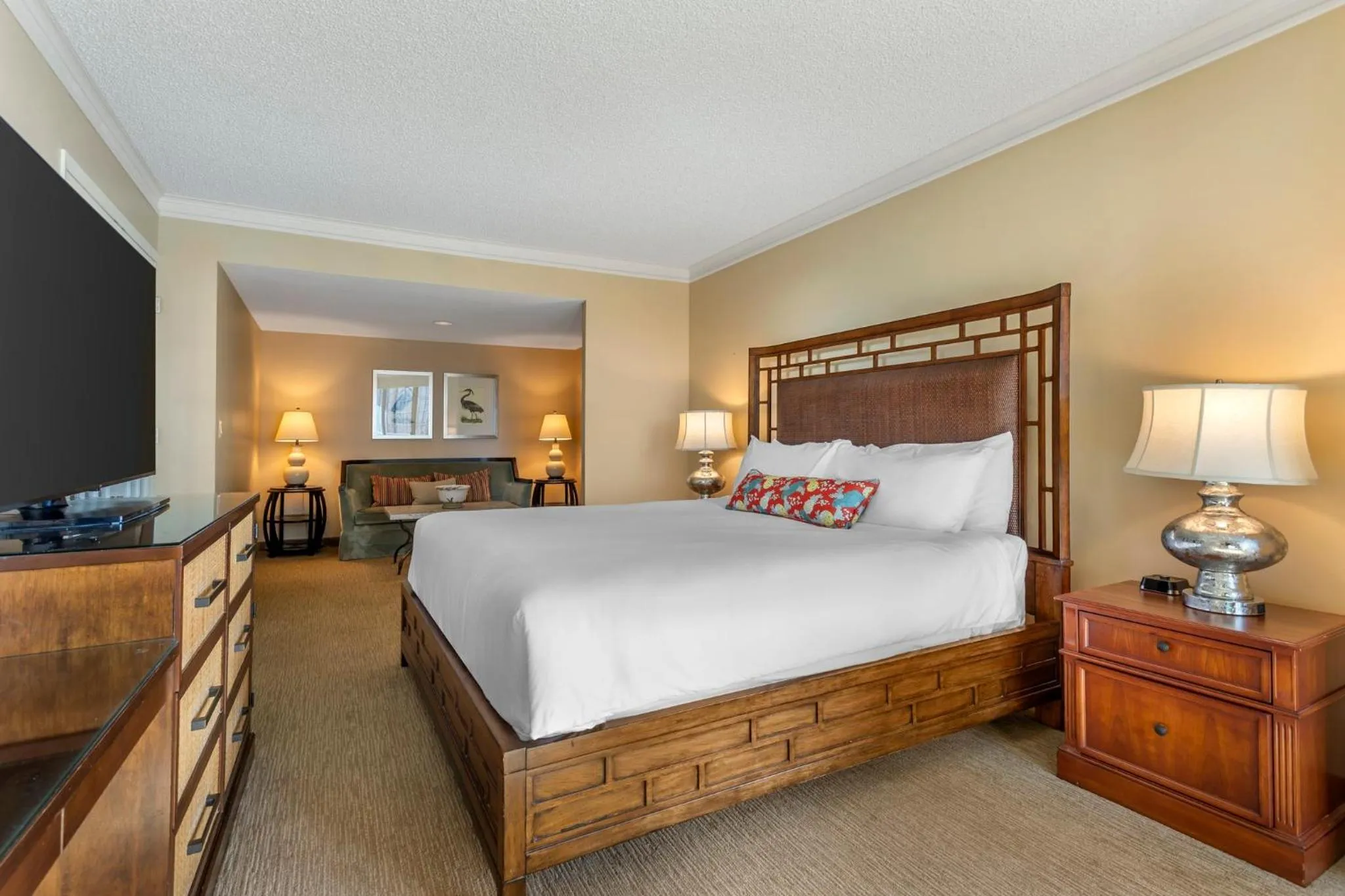 Photo of the whole room, Bed in Omni Corpus Christi Hotel