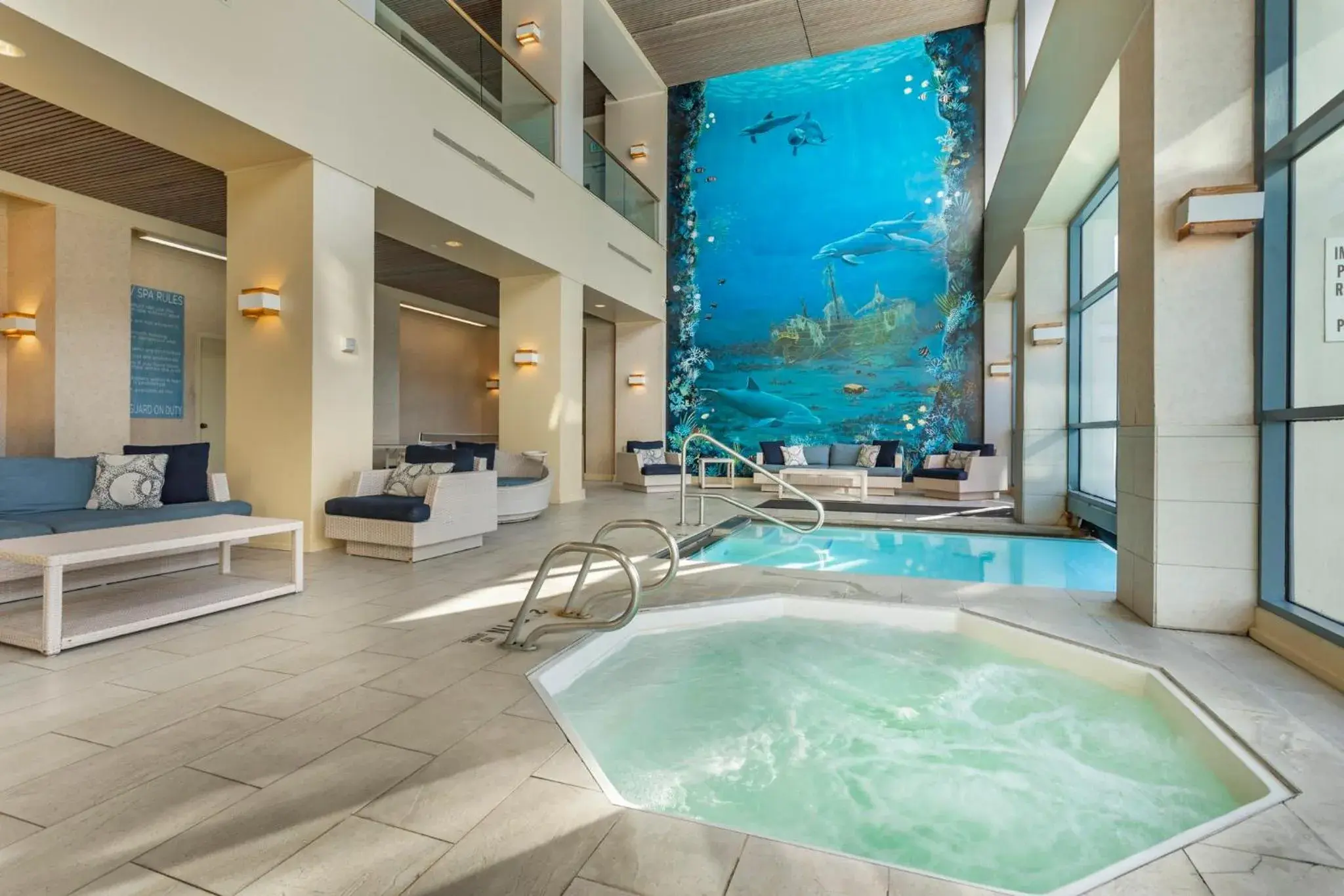 Swimming pool in Omni Corpus Christi Hotel Swimming pool in Omni Corpus Christi Hotel