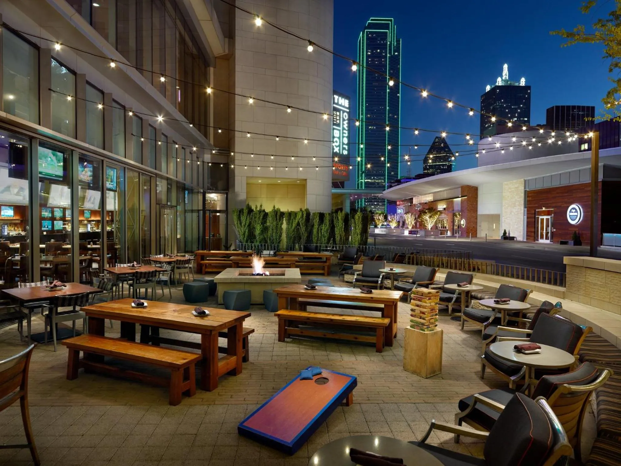 Restaurant/places to eat in Omni Dallas Hotel