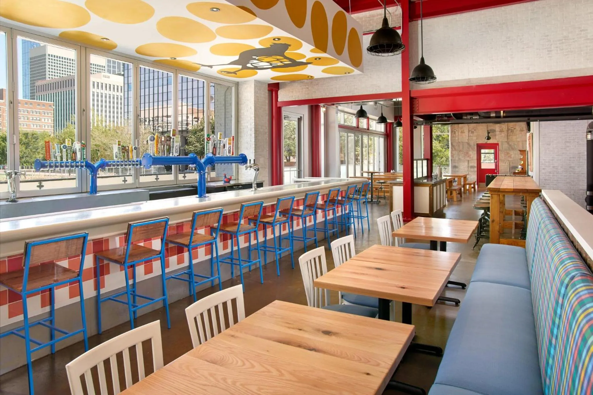 Restaurant/places to eat in Omni Dallas Hotel