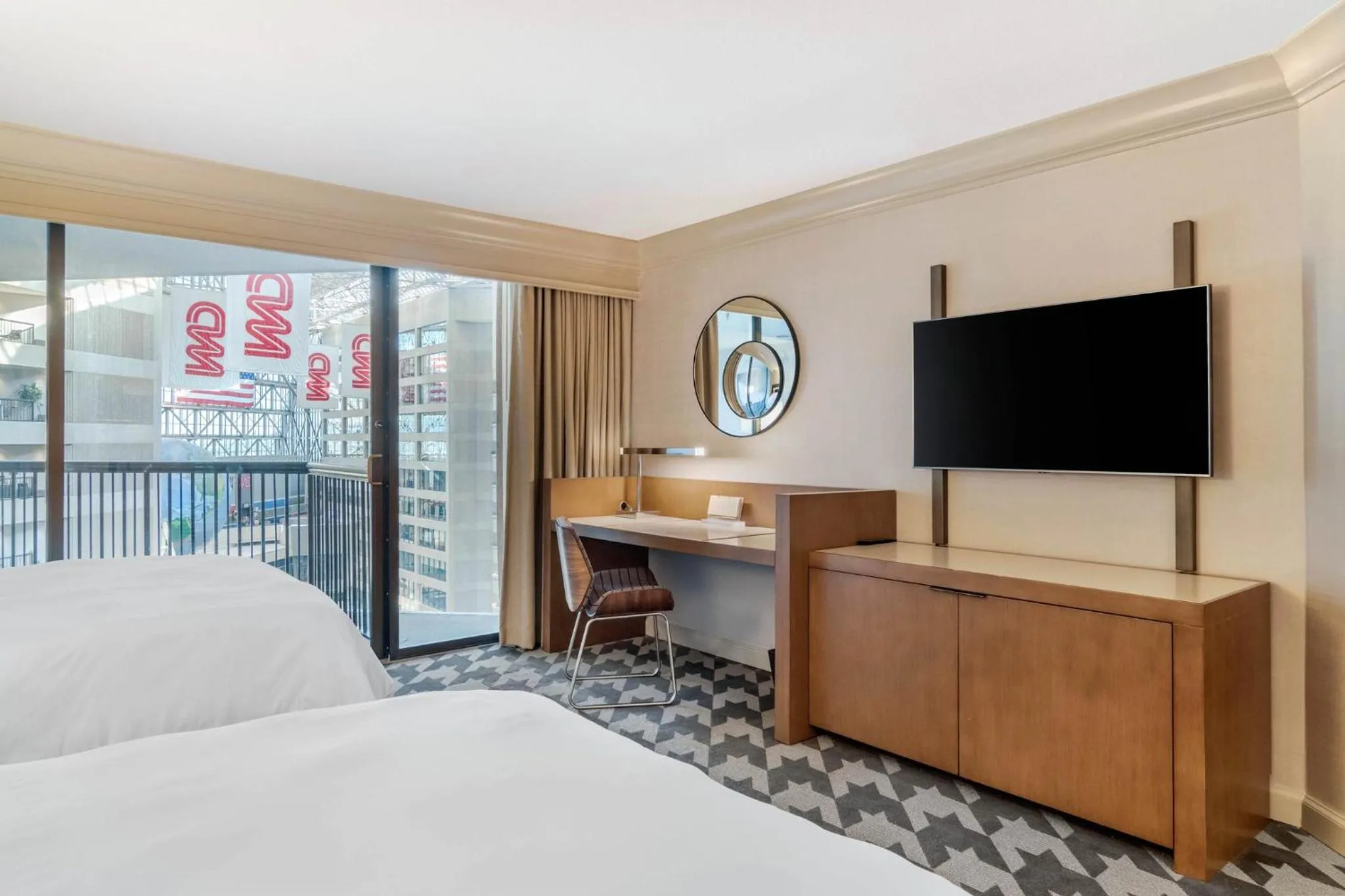 Photo of the whole room, Bed in Omni Atlanta Hotel at Centennial Park