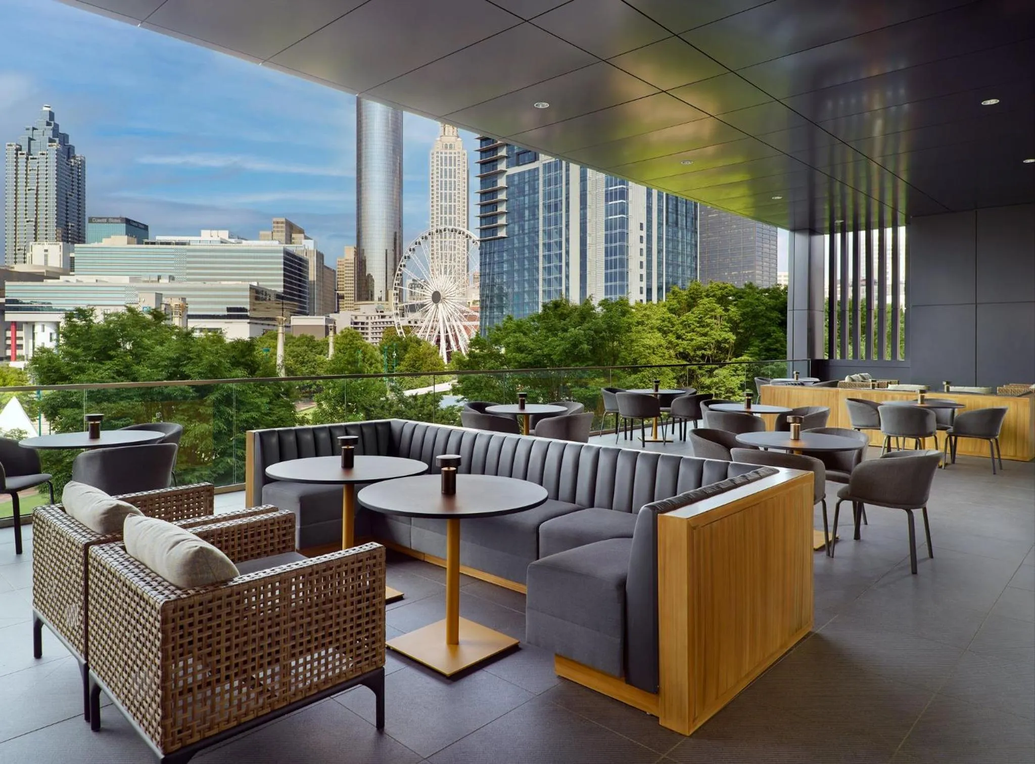 Restaurant/places to eat in Omni Atlanta Hotel at Centennial Park