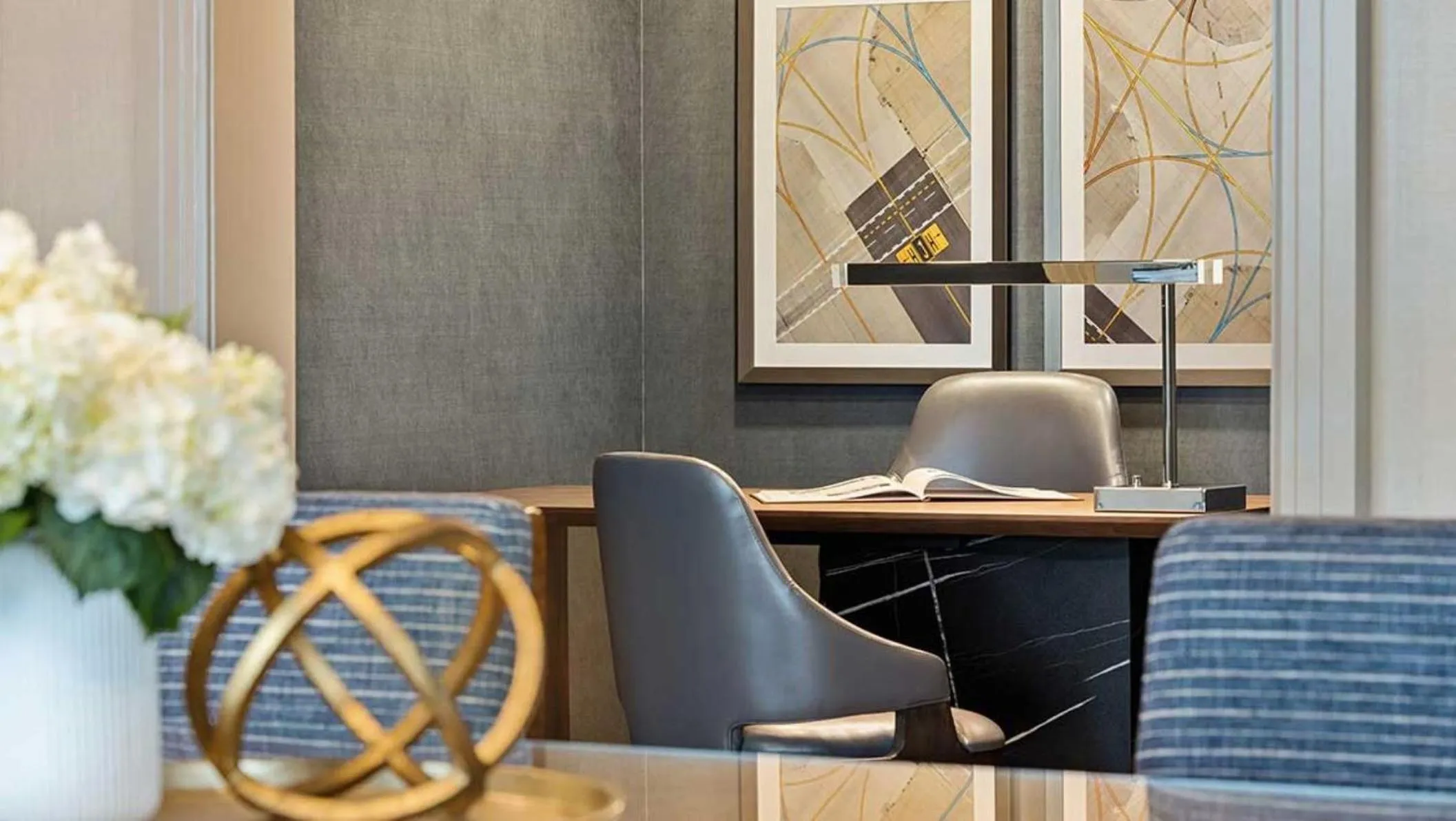 Photo of the whole room in Omni Atlanta Hotel at Centennial Park