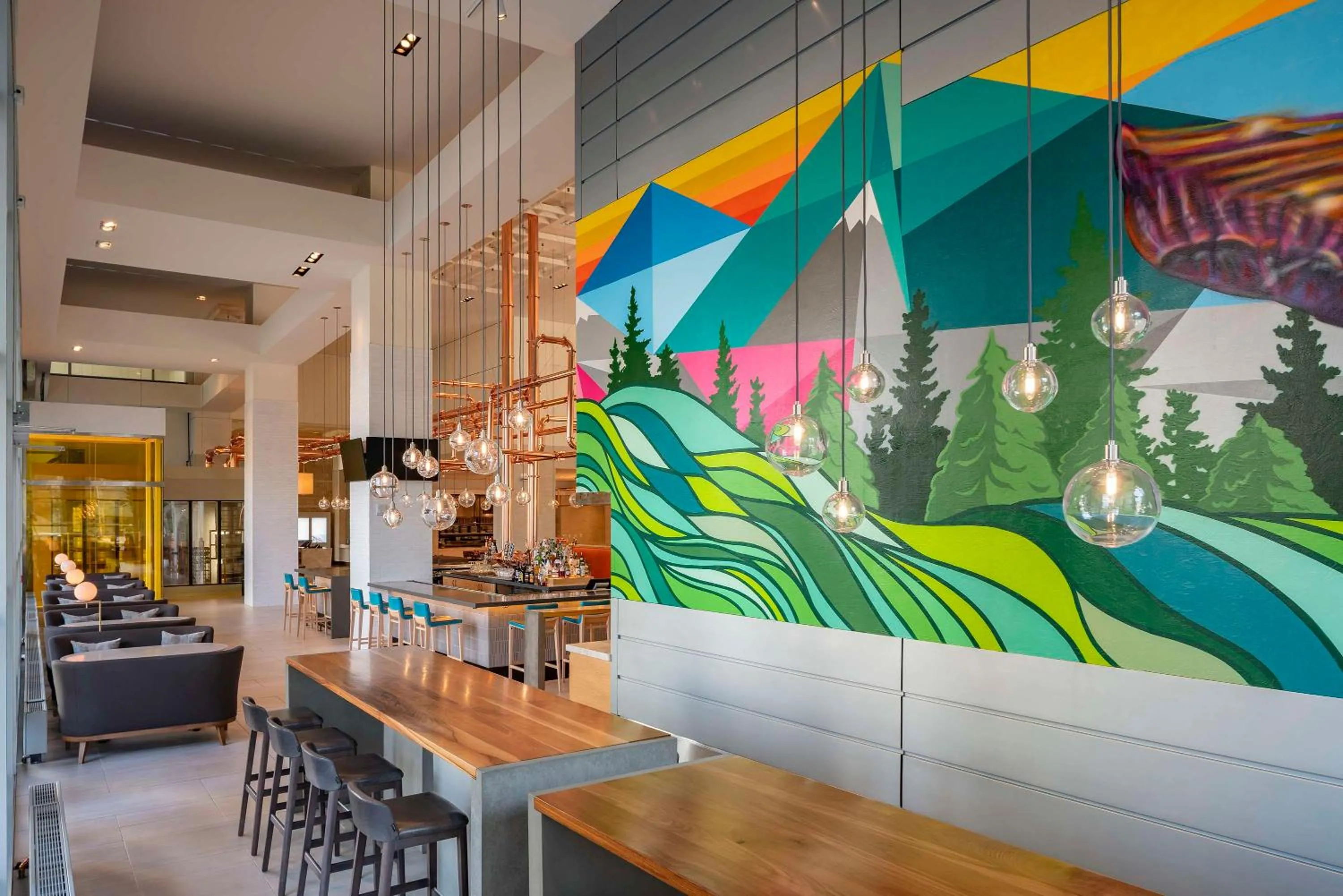 Lounge or bar in Hyatt Regency Denver at Colorado Convention Center