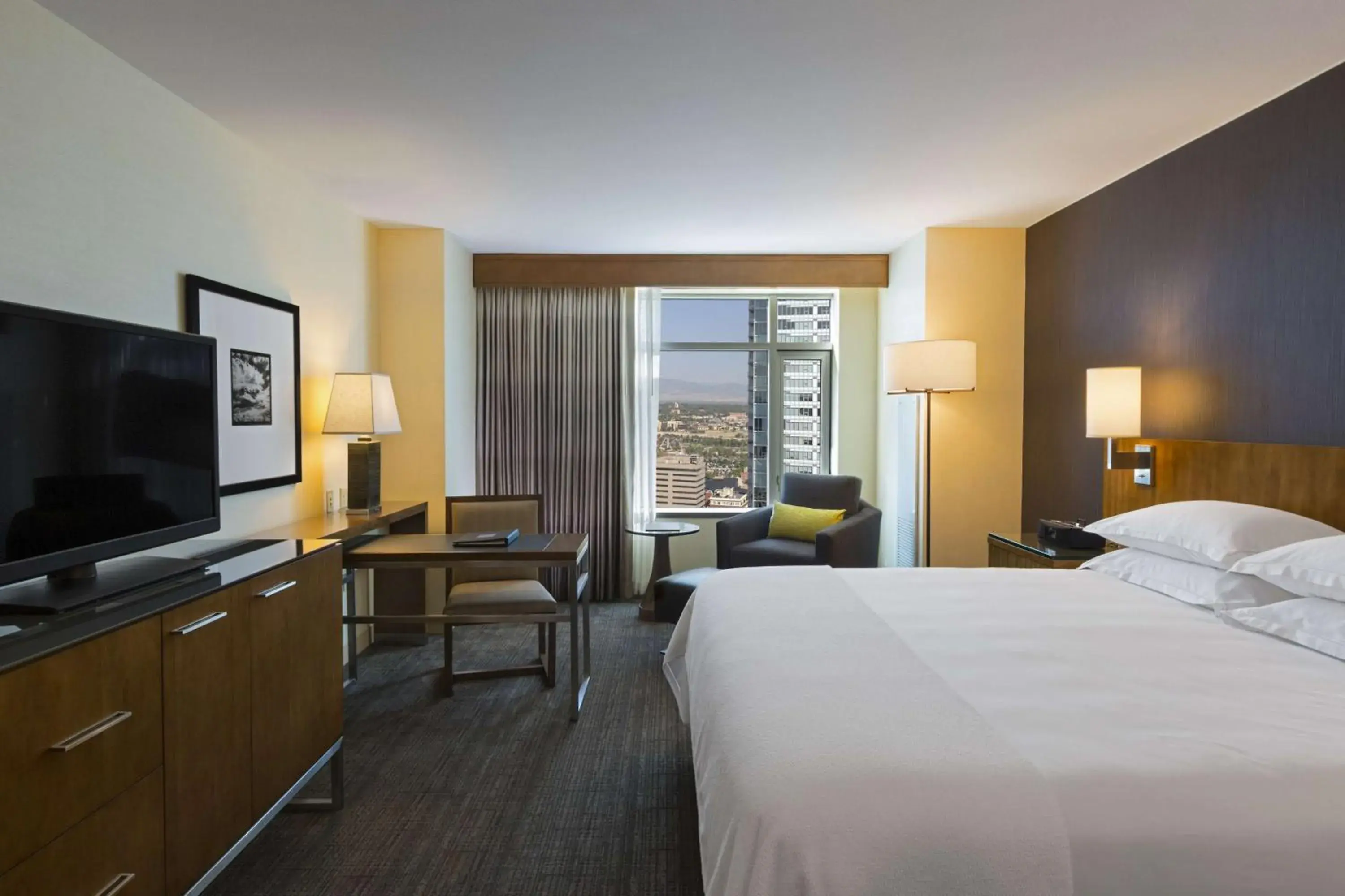 Bedroom, Bed in Hyatt Regency Denver at Colorado Convention Center Bedroom, Bed in Hyatt Regency Denver at Colorado Convention Center