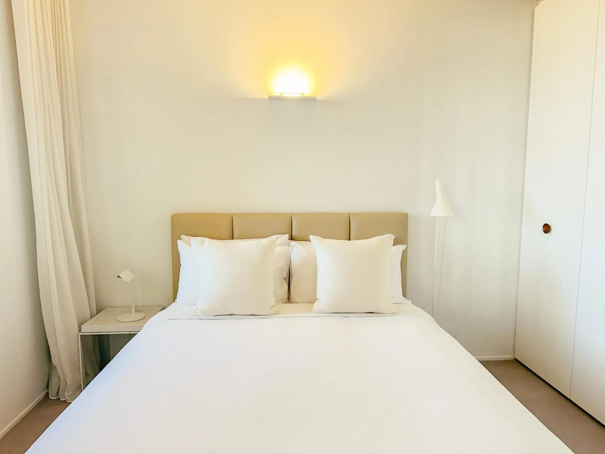 Bed in Hotel Ravesis