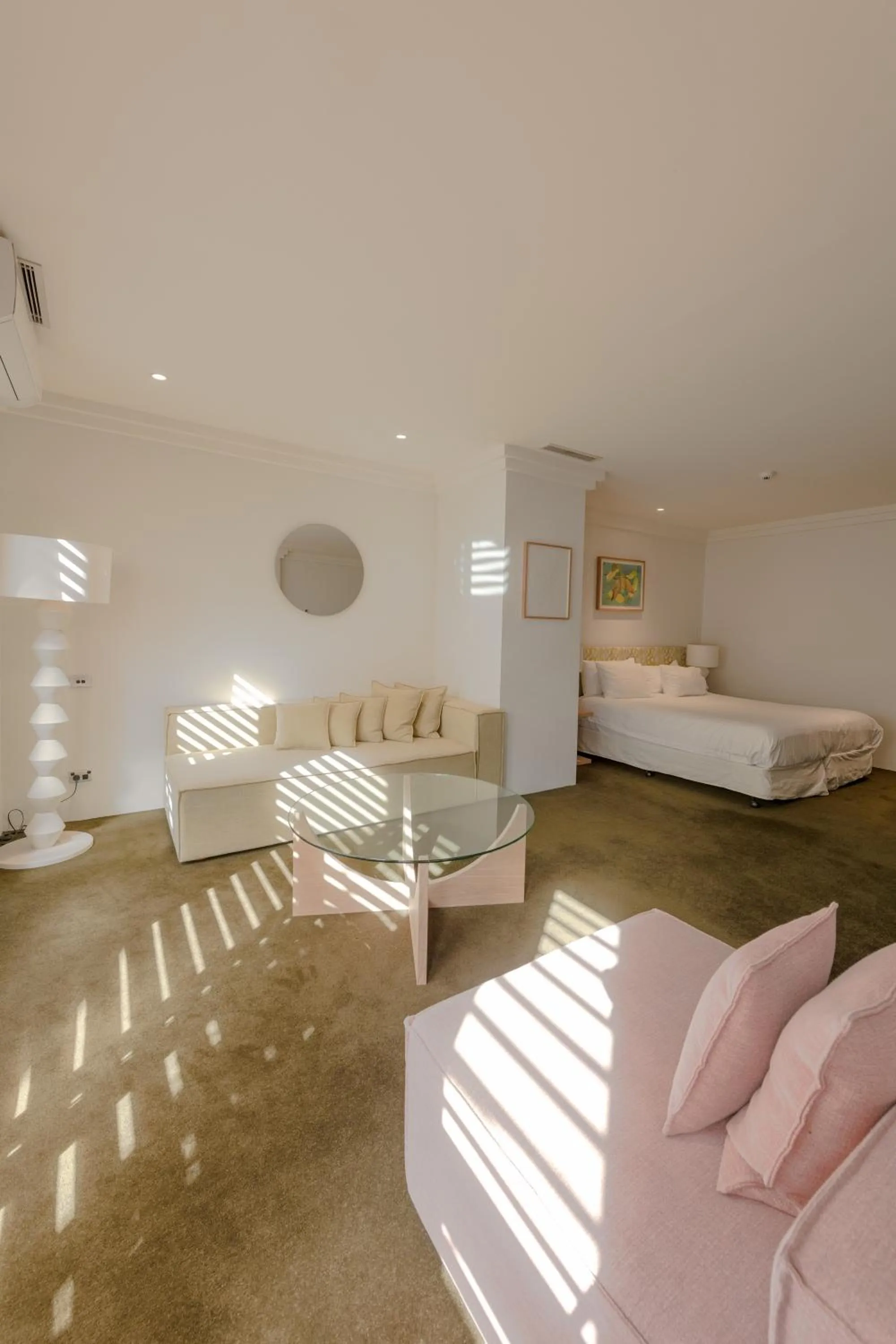 Bed in Hotel Ravesis