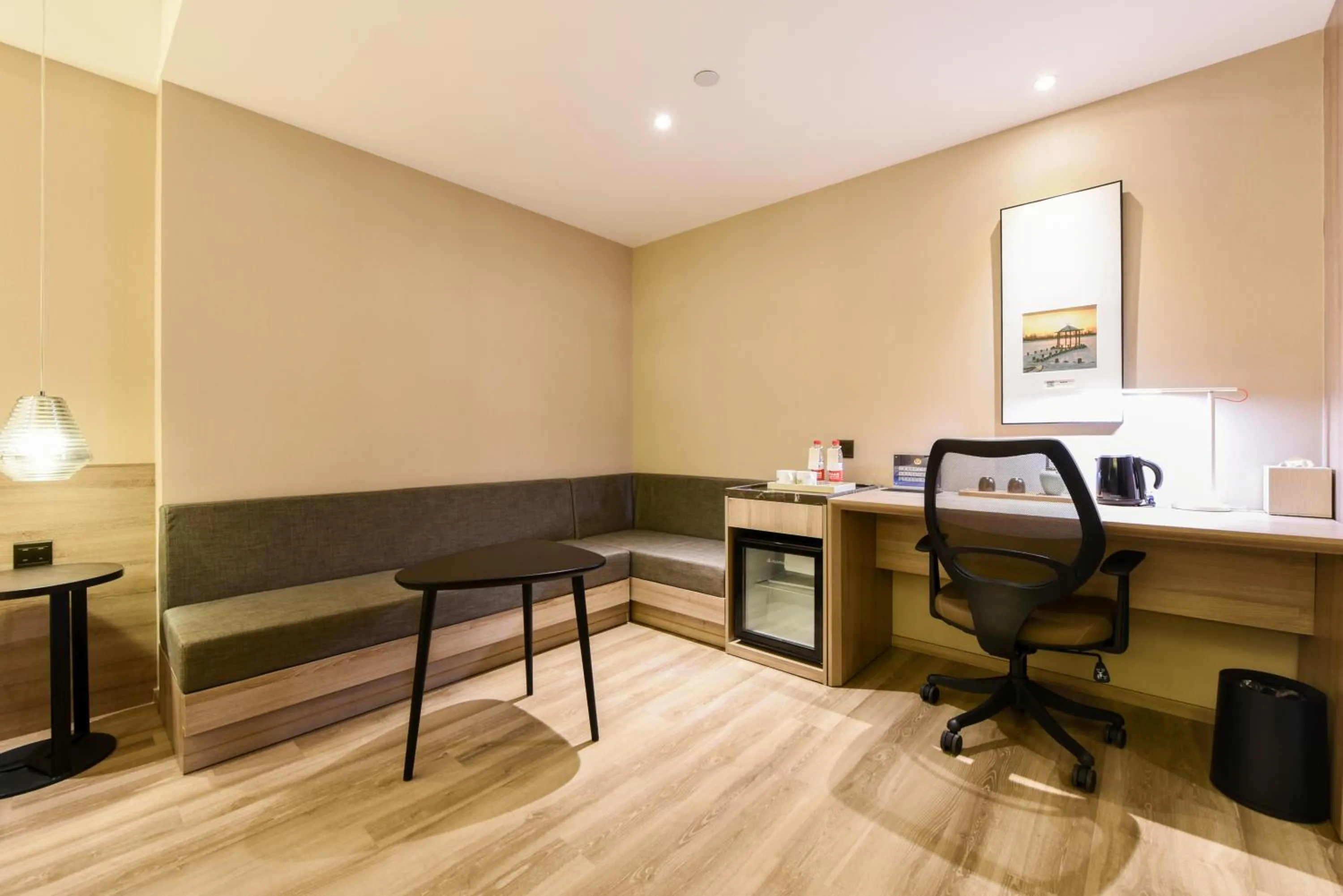 Atour Hotel Langfang Xichang Road