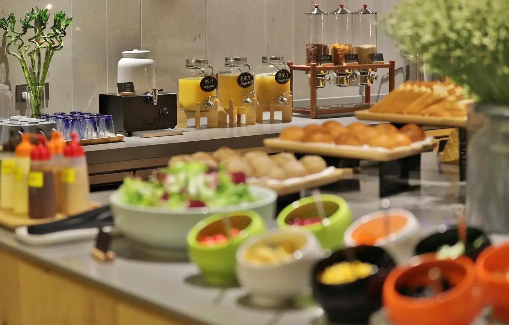 Food and drinks in EBO Hotel (Hangzhou West Lake) Food and drinks in EBO Hotel (Hangzhou West Lake)