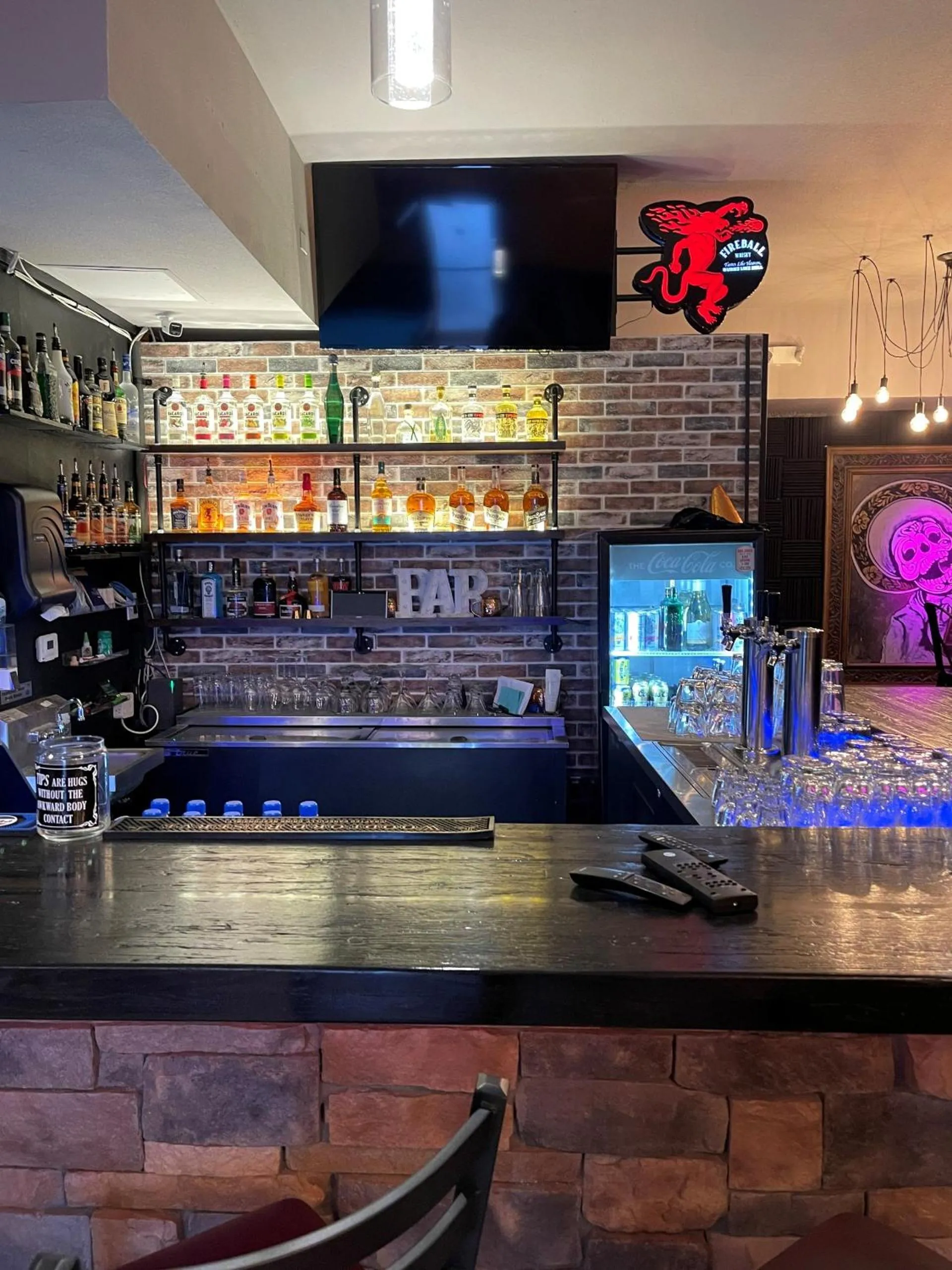 Lounge or bar in Boarders Inn & Suites by Cobblestone Hotels - Brush