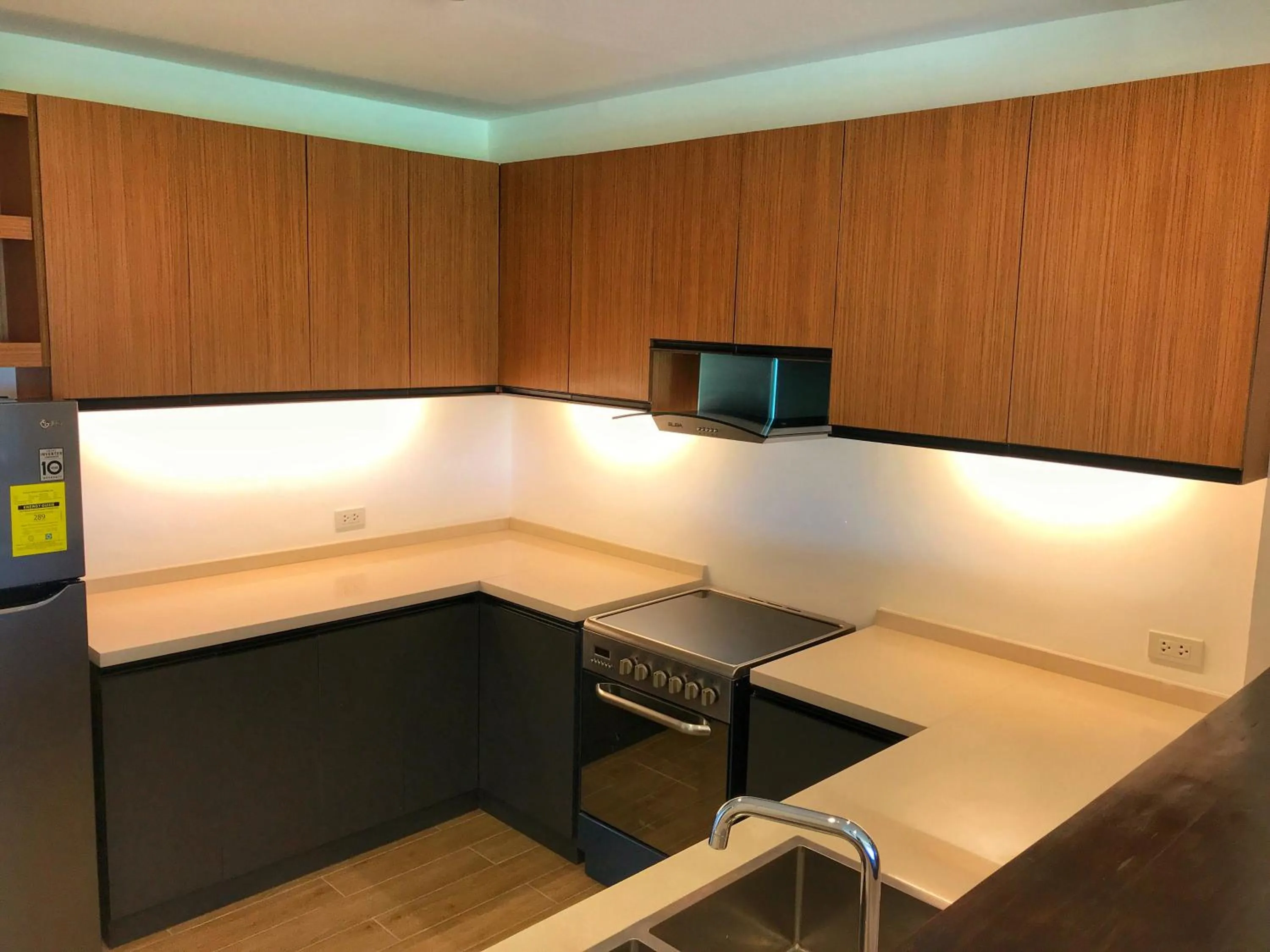 Kitchen or kitchenette in Crown Hotel at Harbour Springs Palawan Managed by Enderun Hotels