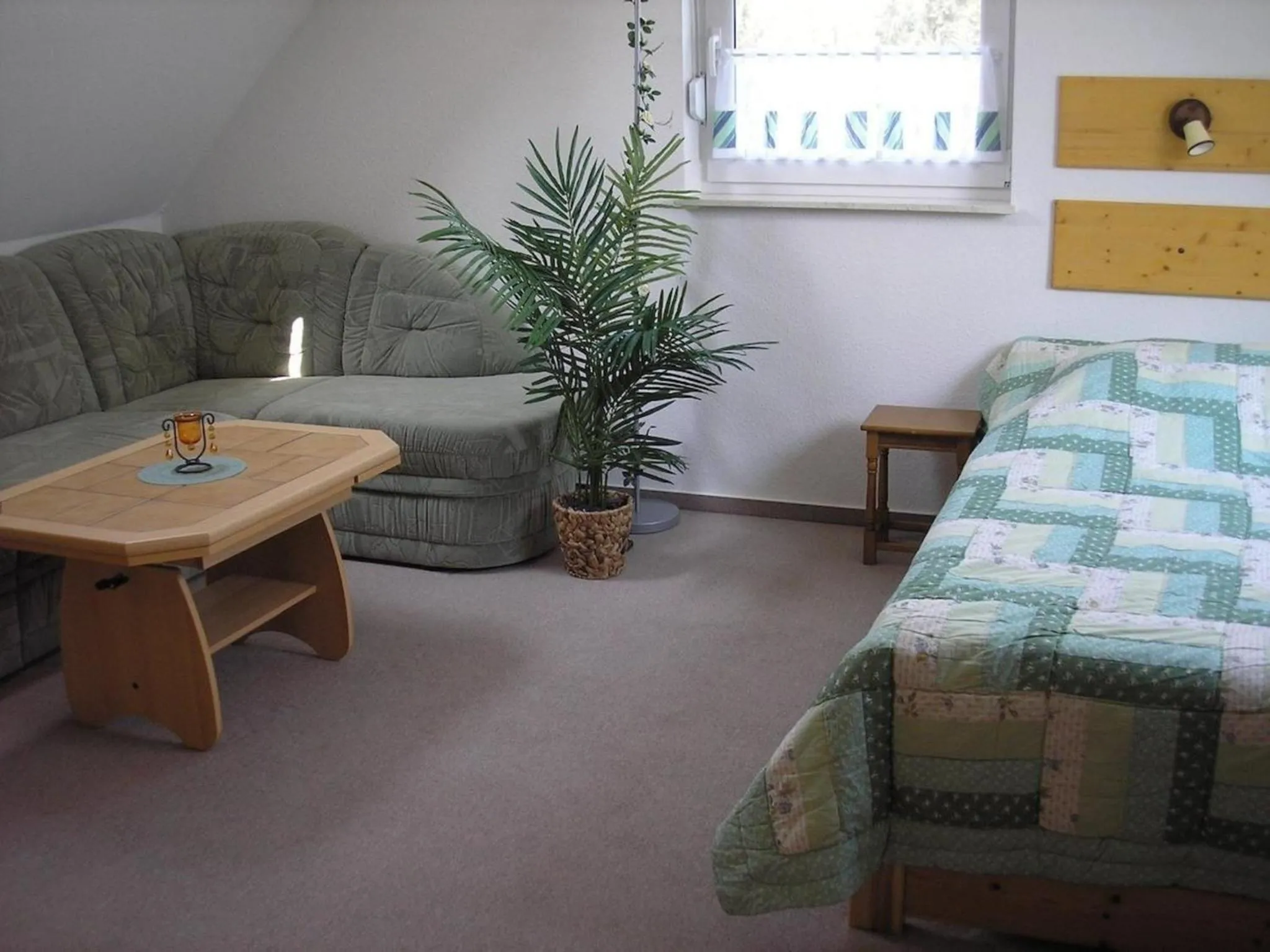 Bed in Ferienwohnung Möwe