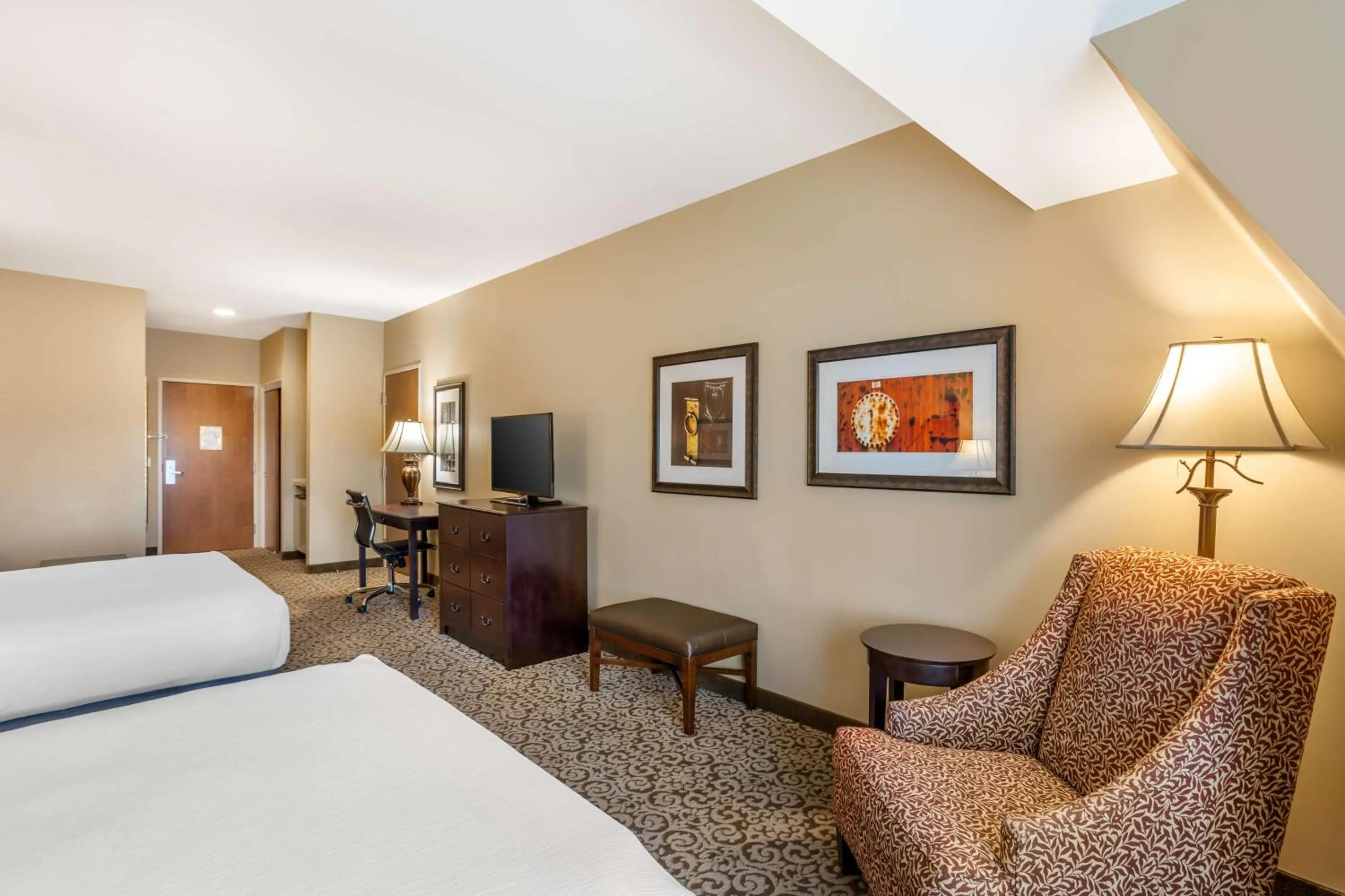 Bedroom, Bed in Best Western Plus Intercourse Village Inn