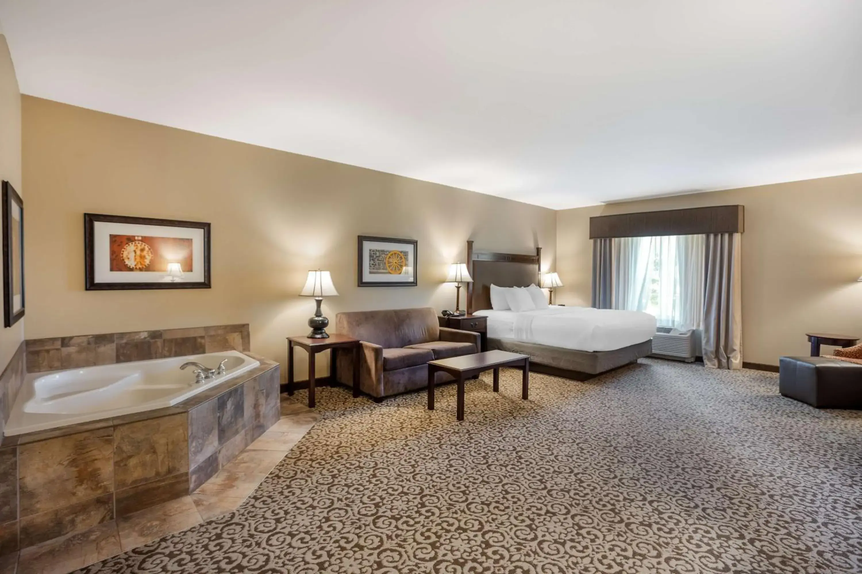 Bedroom, Bed in Best Western Plus Intercourse Village Inn Bedroom, Bed in Best Western Plus Intercourse Village Inn