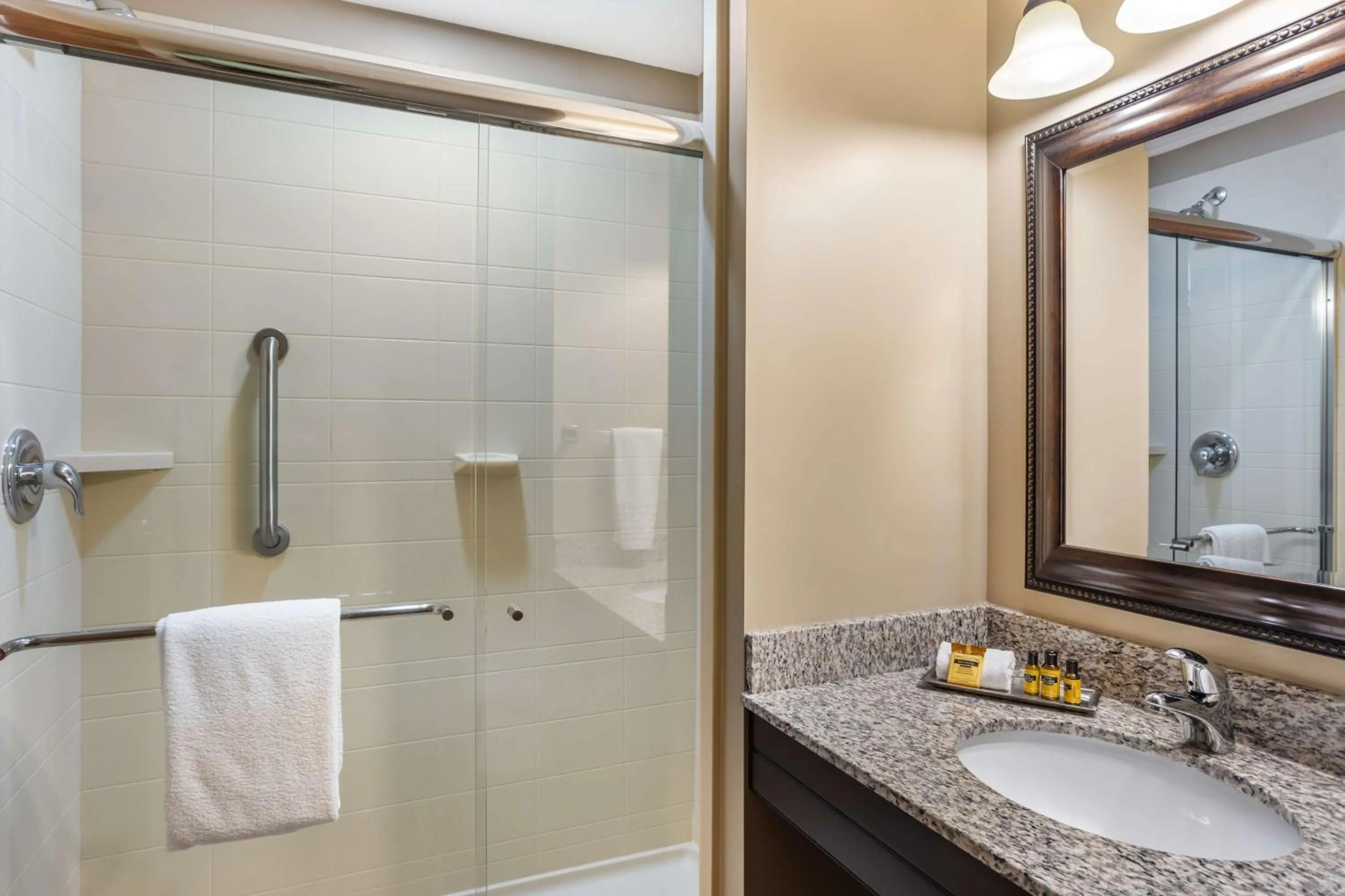 Bathroom in Best Western Plus Intercourse Village Inn