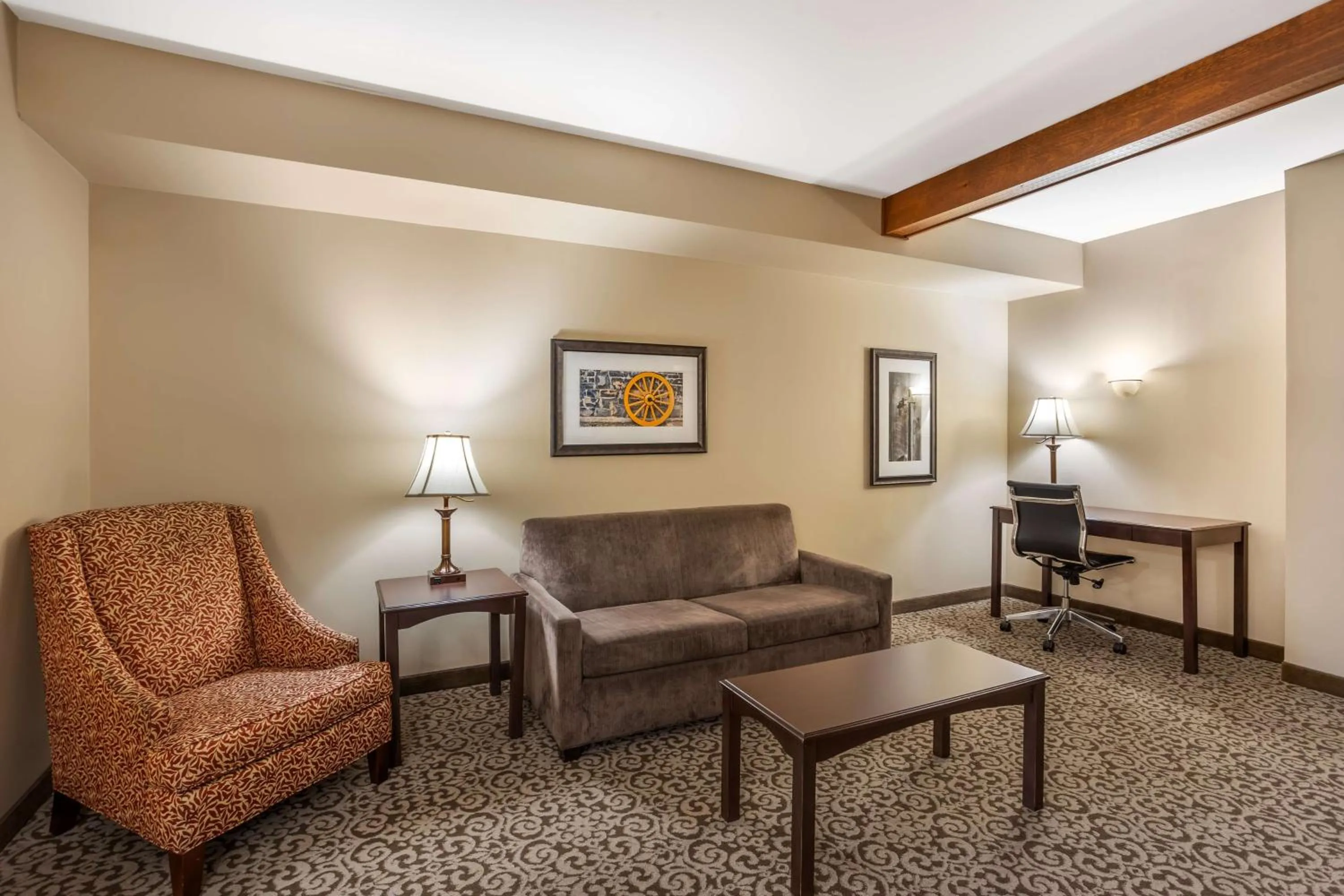 Photo of the whole room in Best Western Plus Intercourse Village Inn