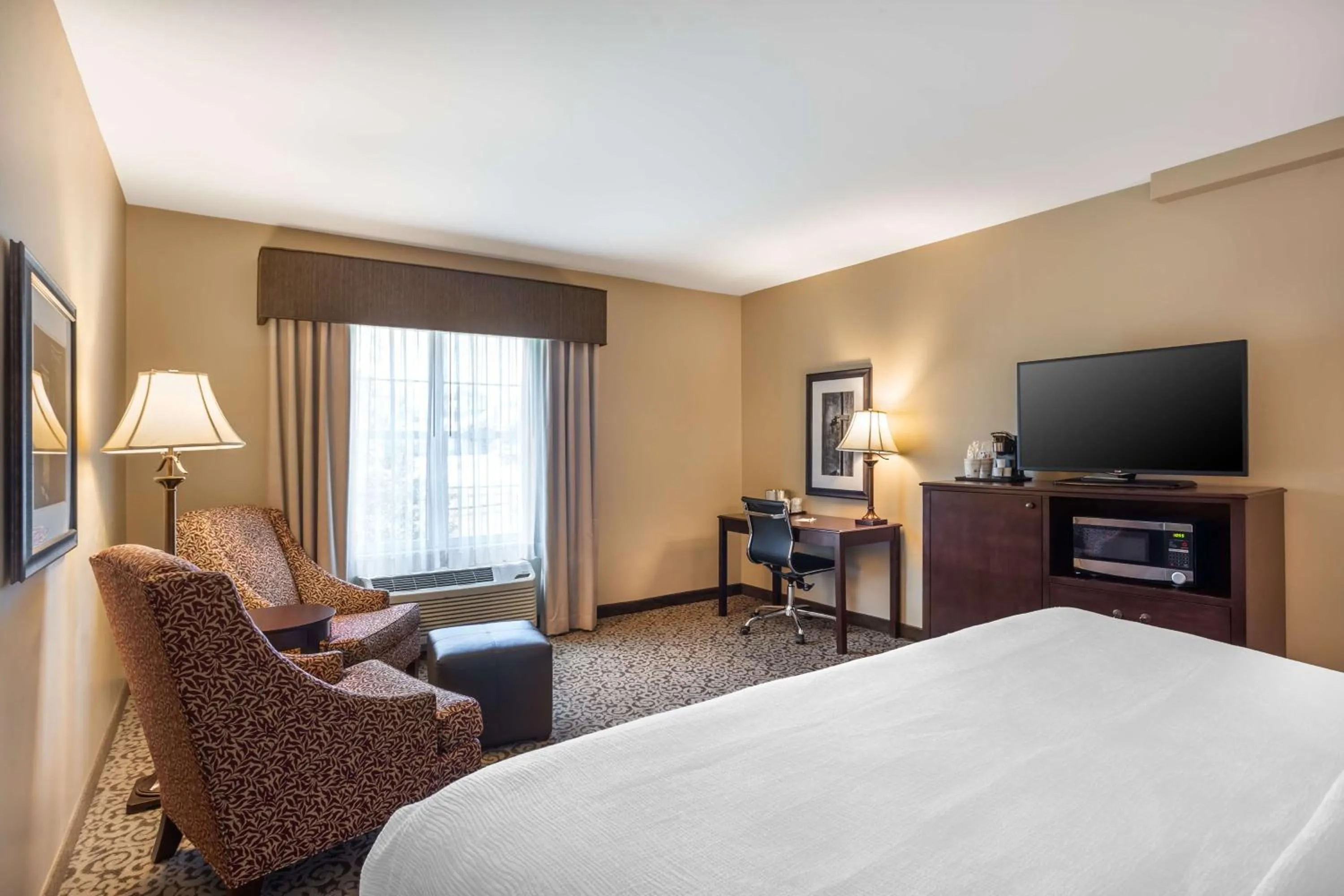 Bedroom, Bed in Best Western Plus Intercourse Village Inn