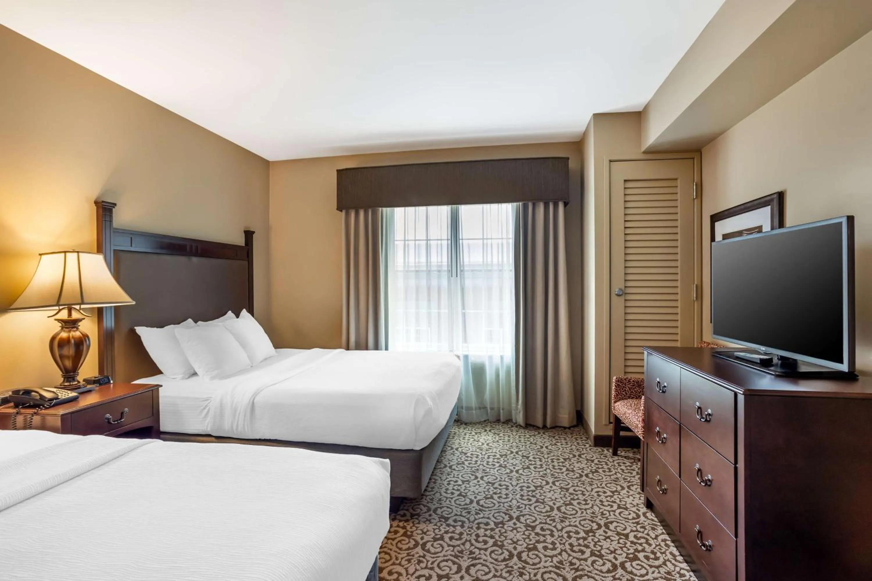 Photo of the whole room, Bed in Best Western Plus Intercourse Village Inn