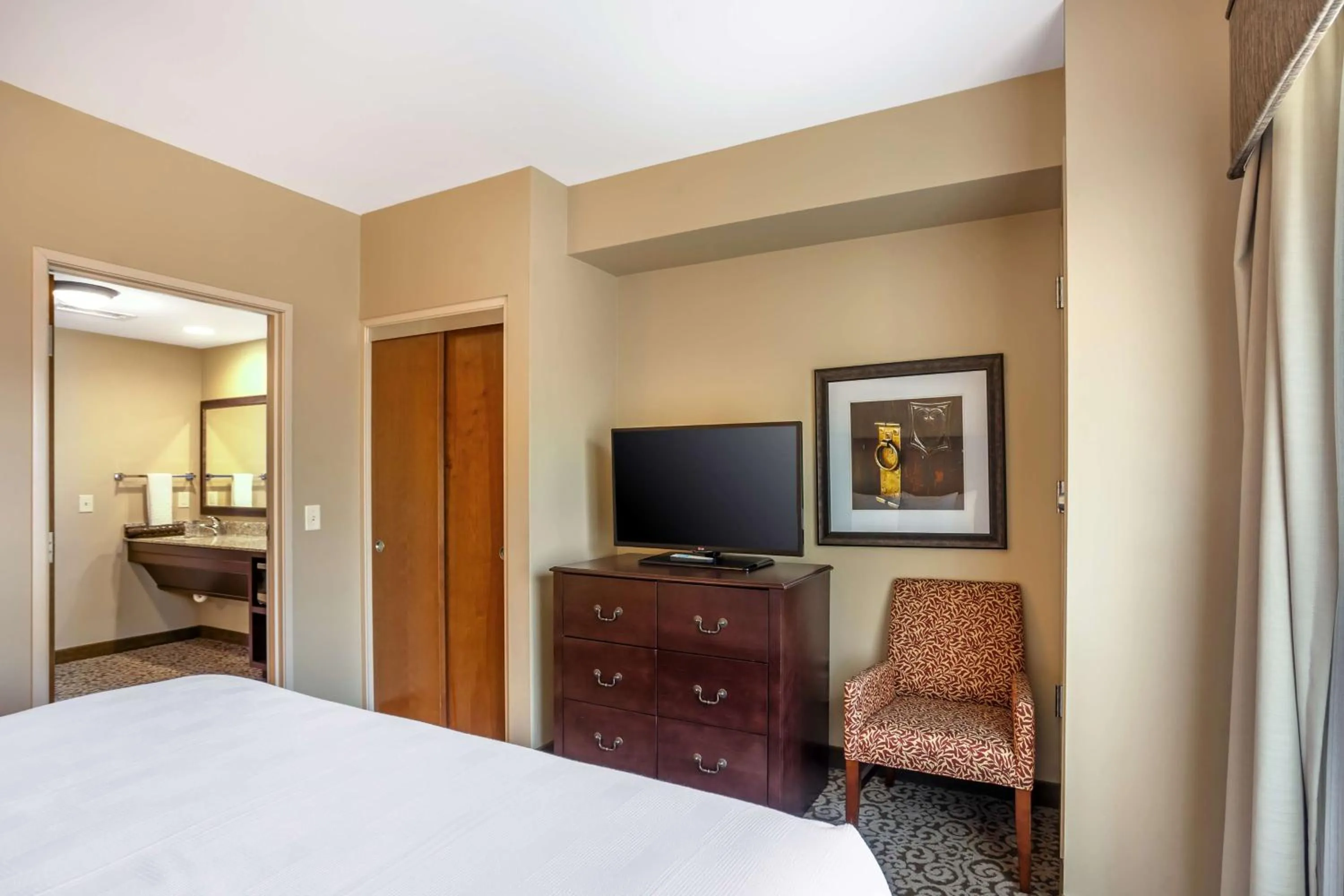 Bedroom, Bed in Best Western Plus Intercourse Village Inn