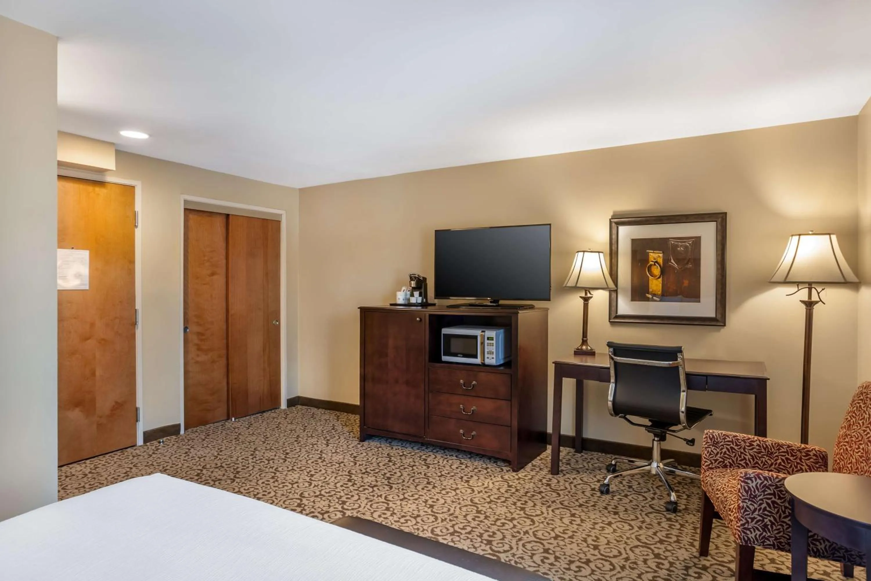 Bedroom, Bed in Best Western Plus Intercourse Village Inn