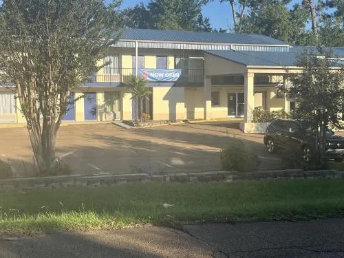 Motel 6 - McComb, MS