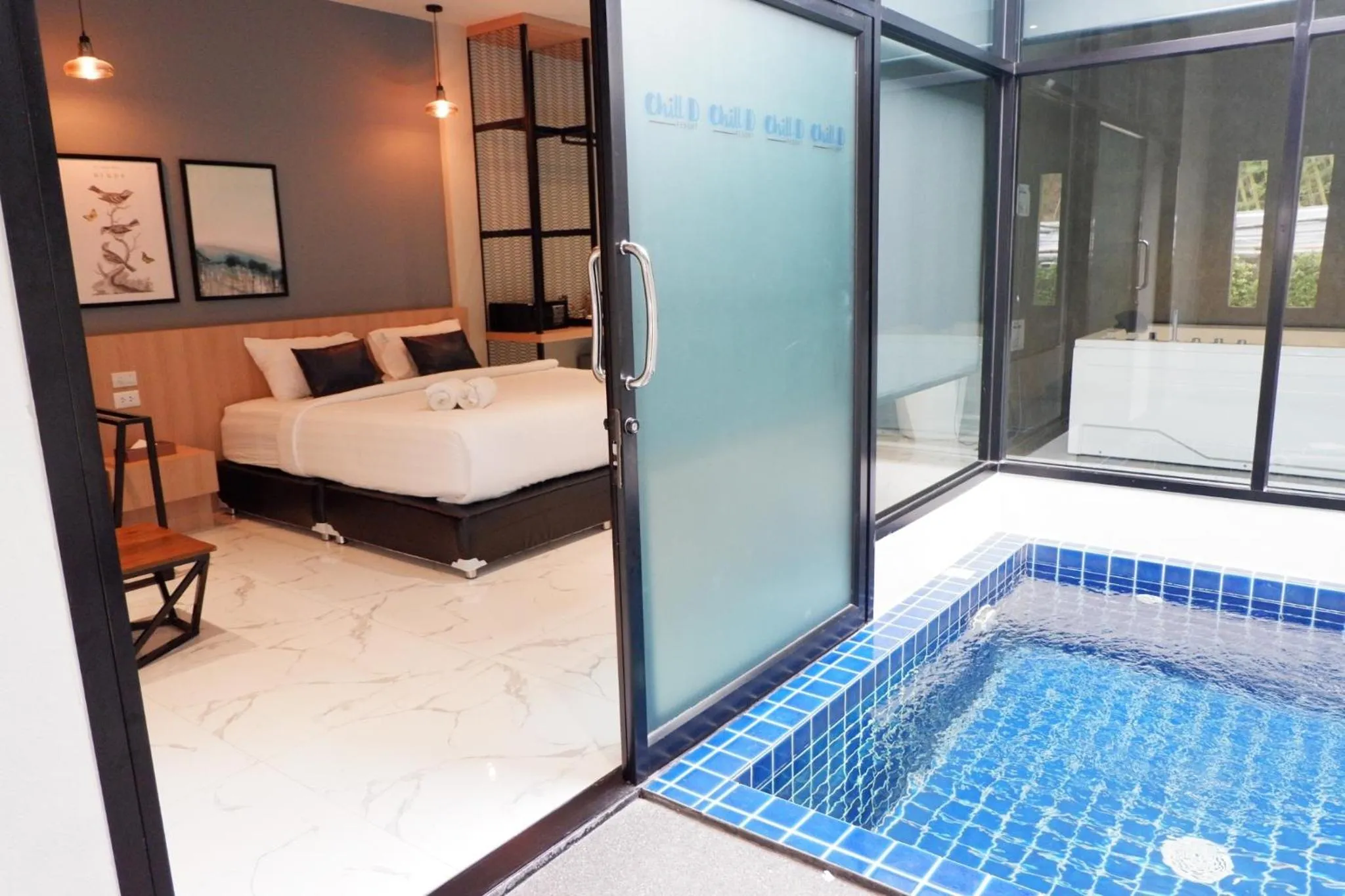 Swimming pool, Bed in Chill D Resort Buriram