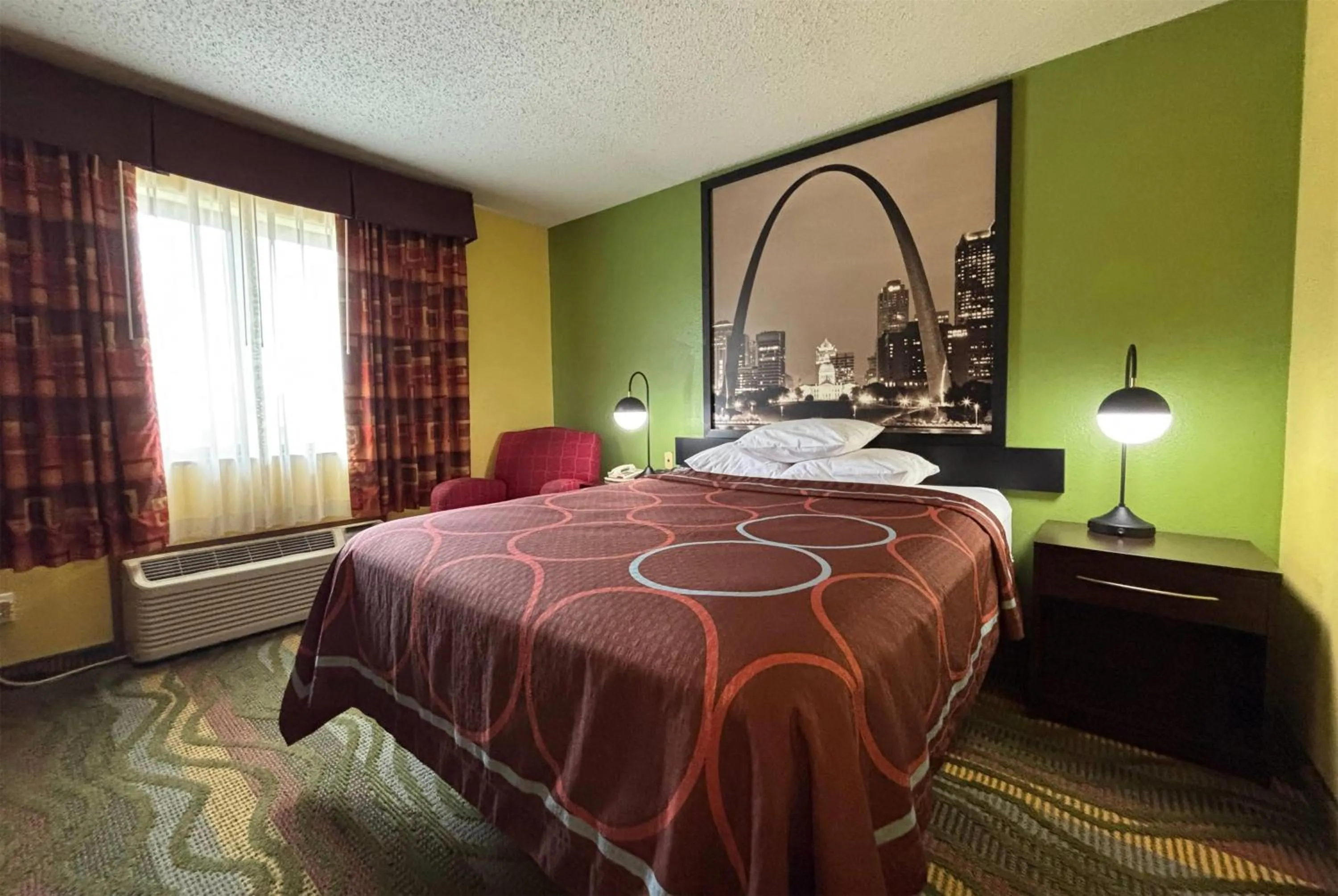 Photo of the whole room, Bed in Super 8 by Wyndham Jacksonville