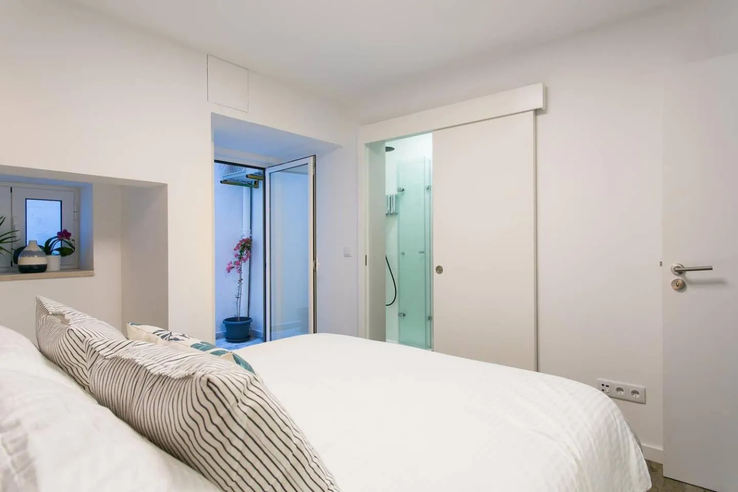 Bedroom, Bed in The Rose of Bairro Alto